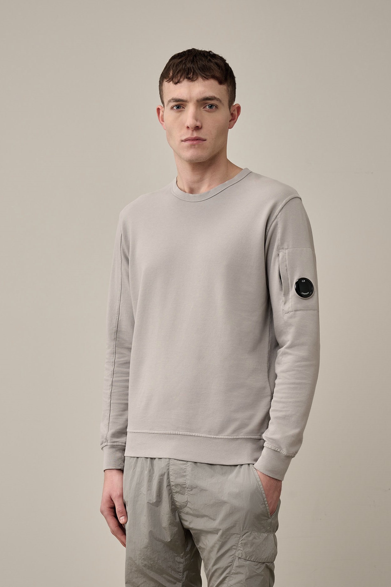 C.P. COMPANY Light Fleece Sweatshirt in Drizzle Grey M