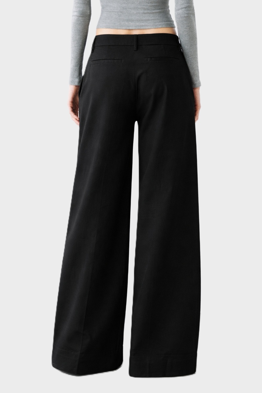 THE LATEST Gabardine Pant in Black