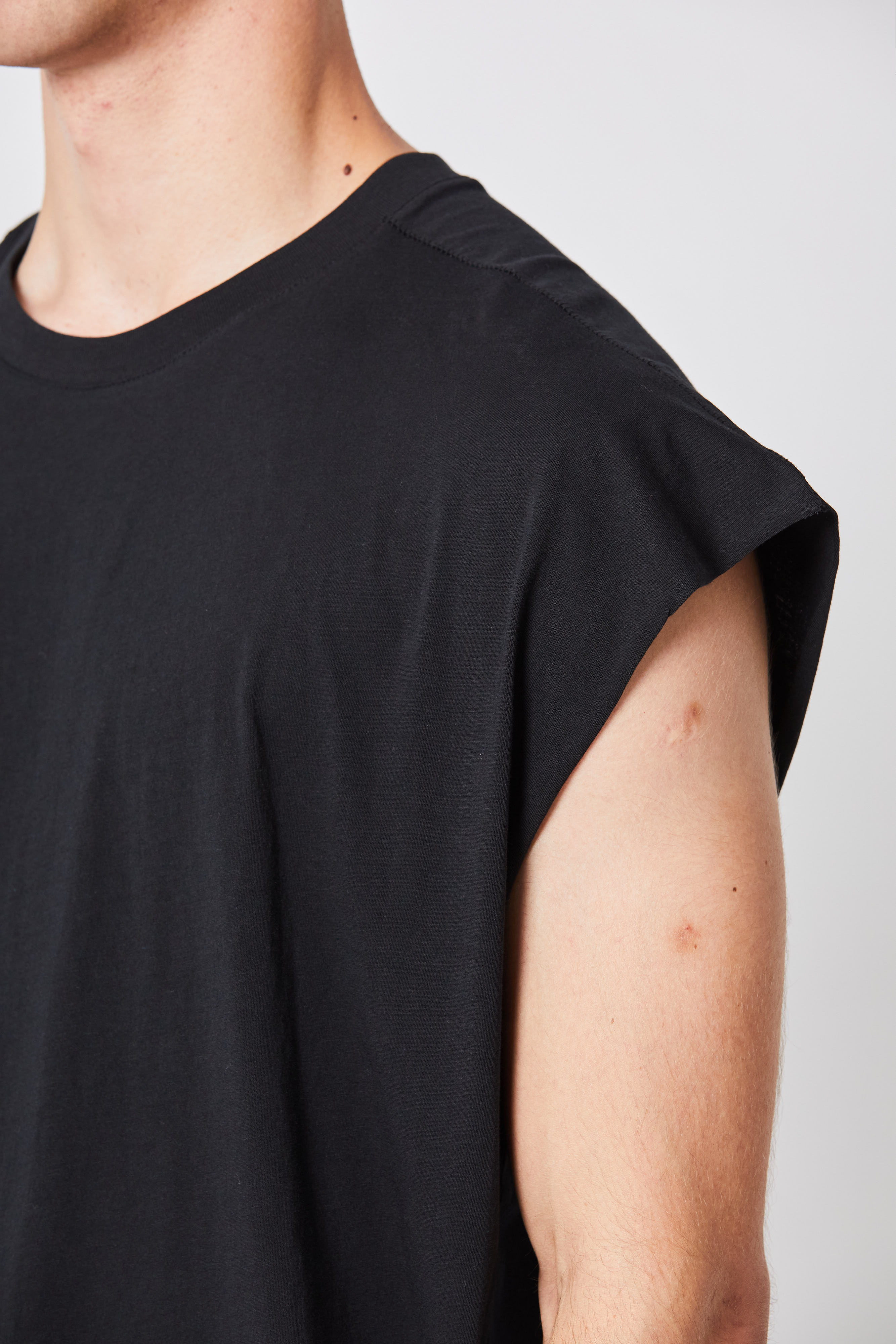 Thom Krom Oversize Muscle Tee in Black