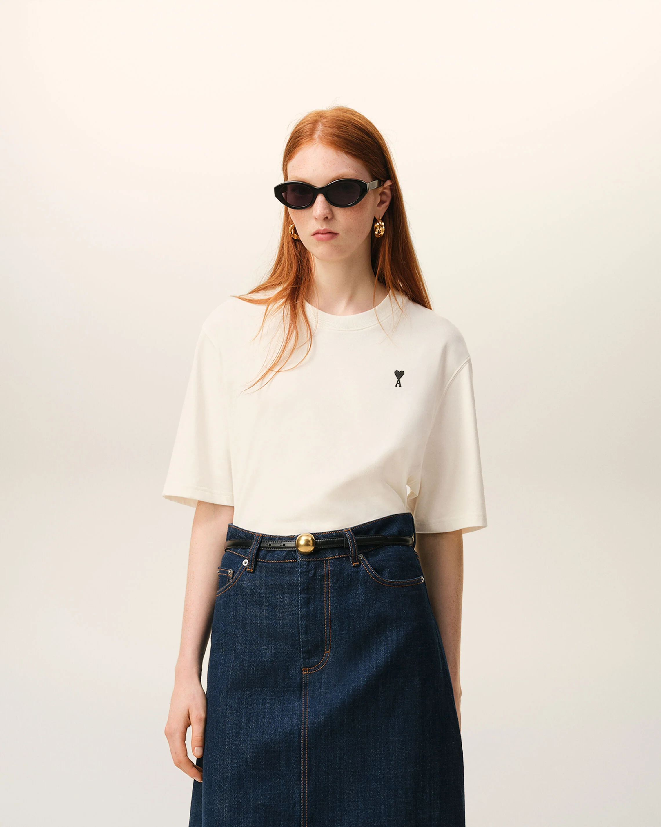 AMI PARIS de Coeur Place Des Victoires T-Shirt in Cream