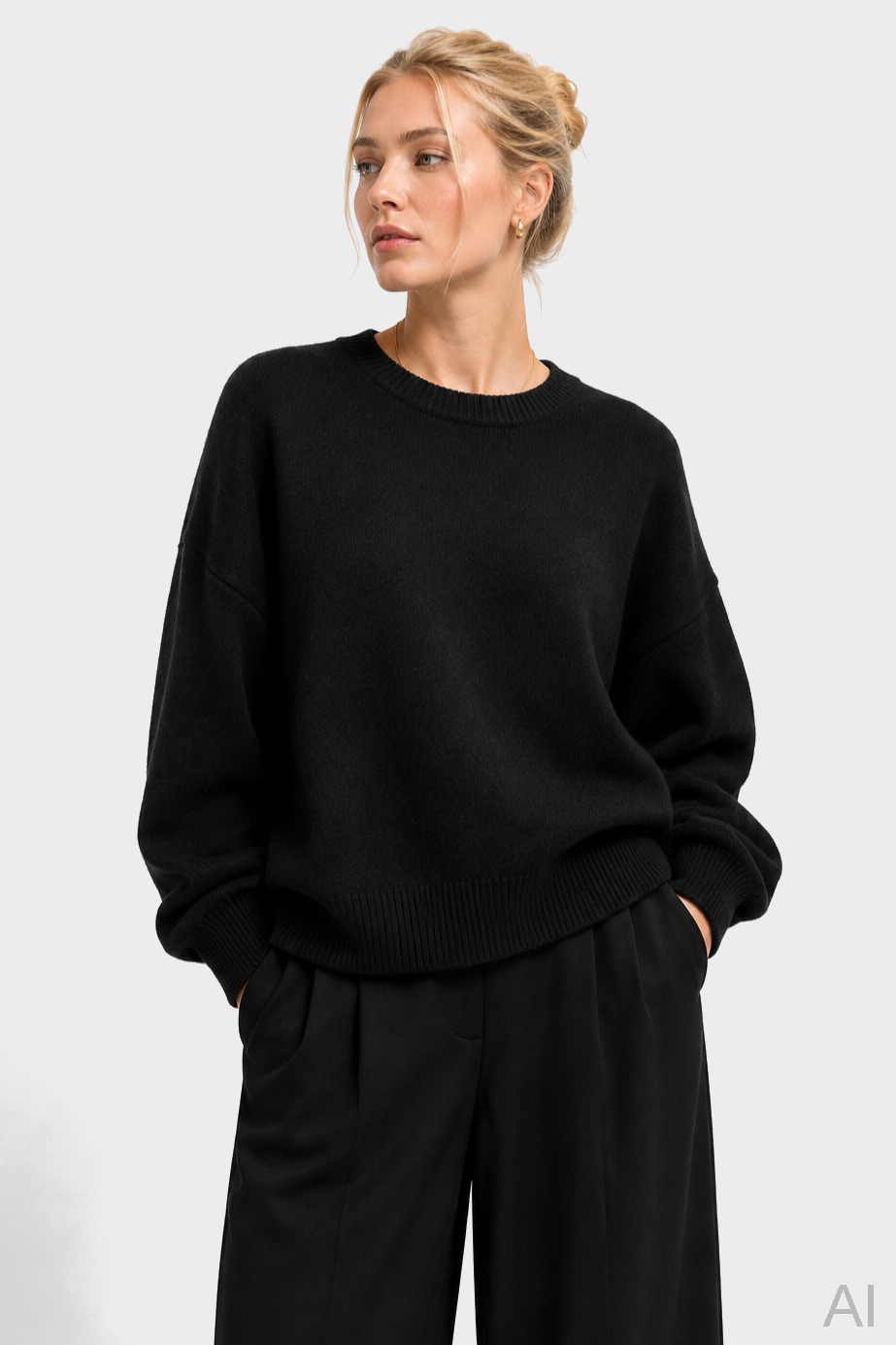 LISA YANG Veira Cashmere Sweater in Black