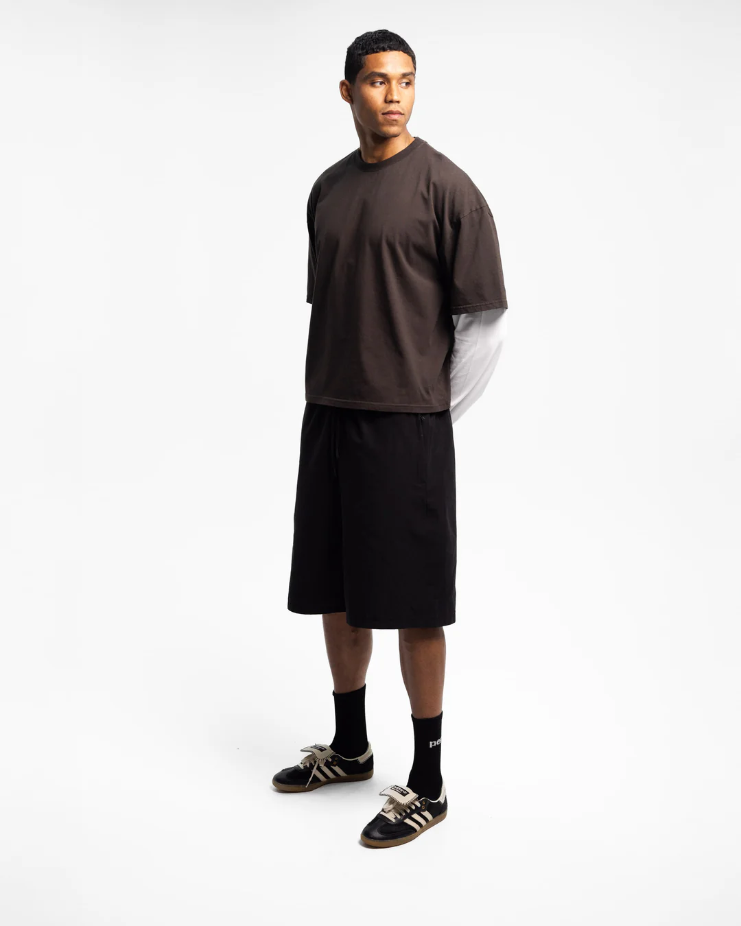 PERPLEX Cropped Boxy Fit Longsleeve T-Shirt in Brown