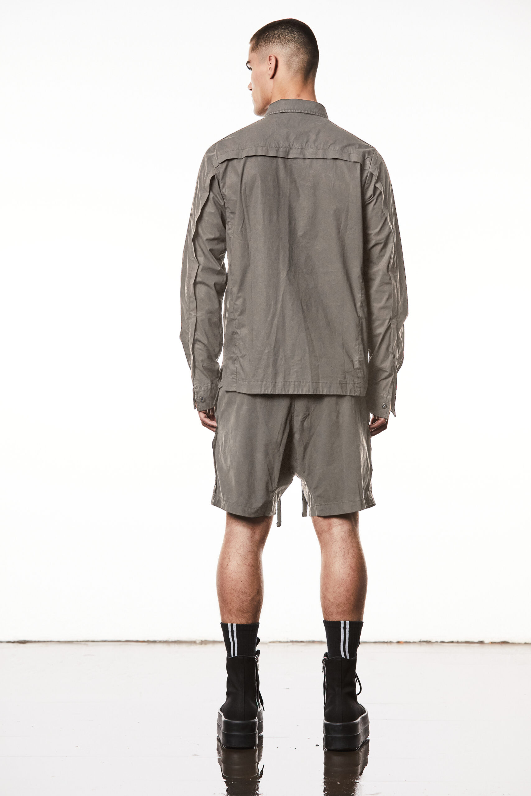 THOM KROM Cottonstretch Short in Taupe THOM KROM Cottonstretch Short in Taupe