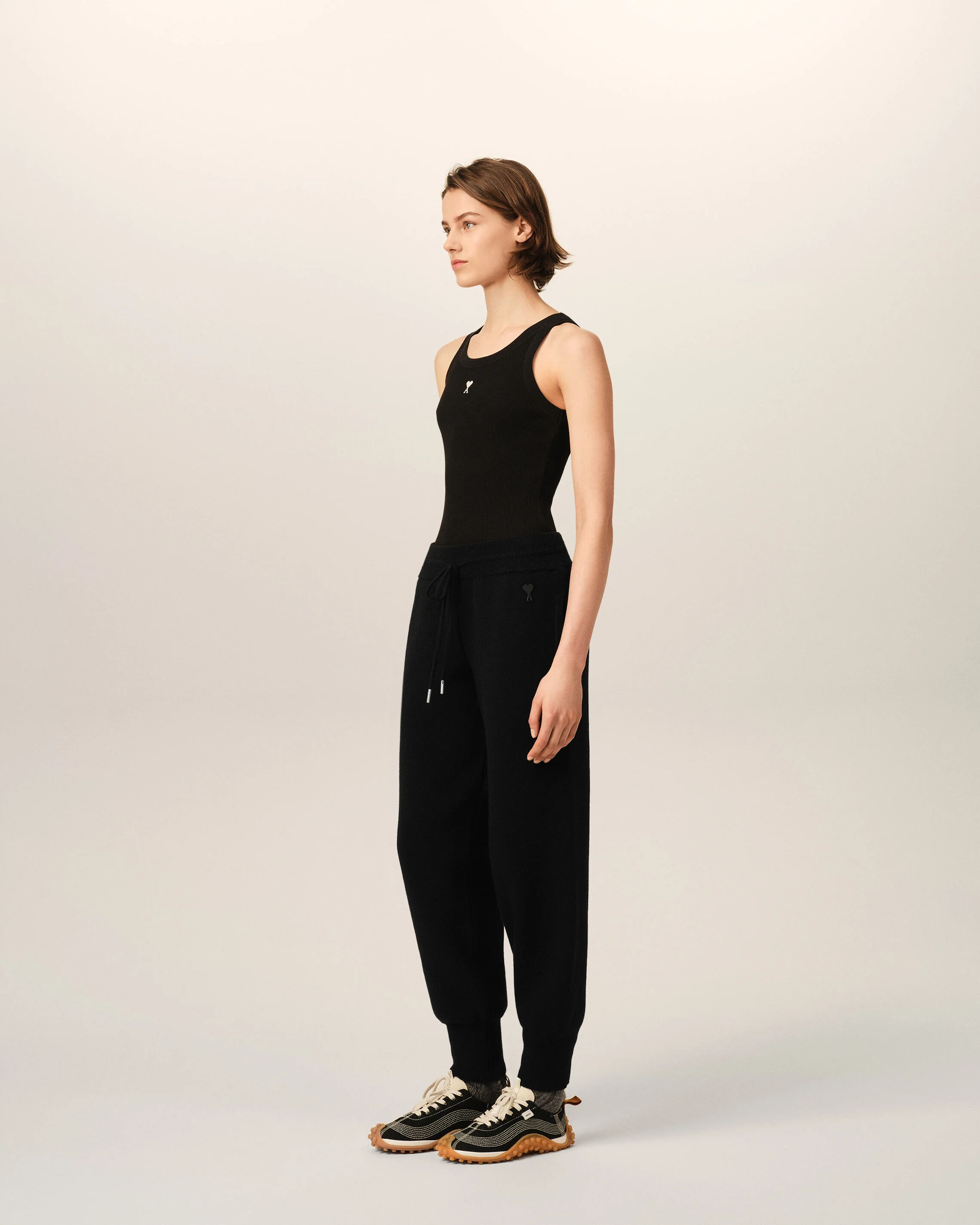AMI PARIS de Coeur Heavy Knit Jogger in Black