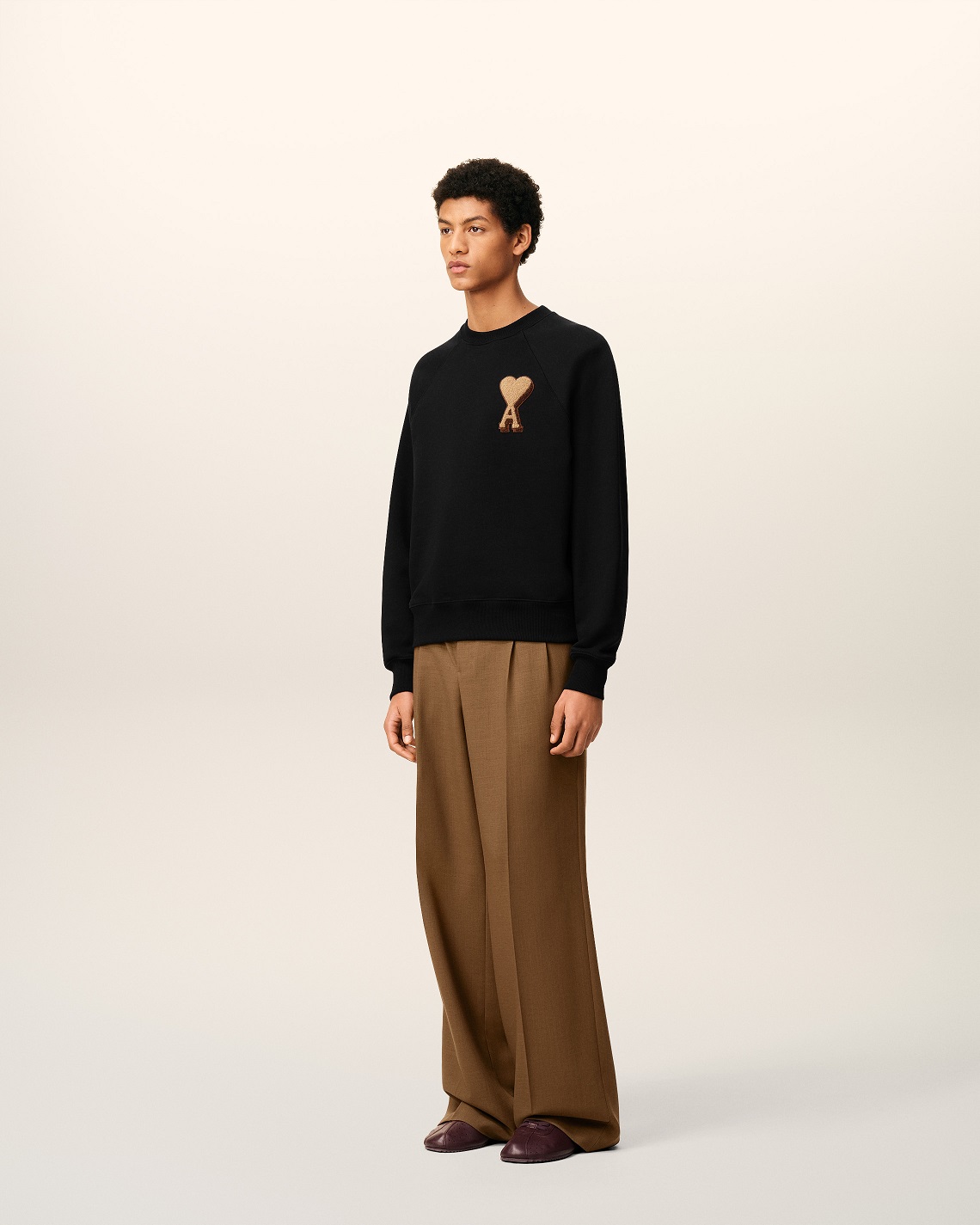 AMI PARIS de Coeur Big Logo Sweatshirt in Black
