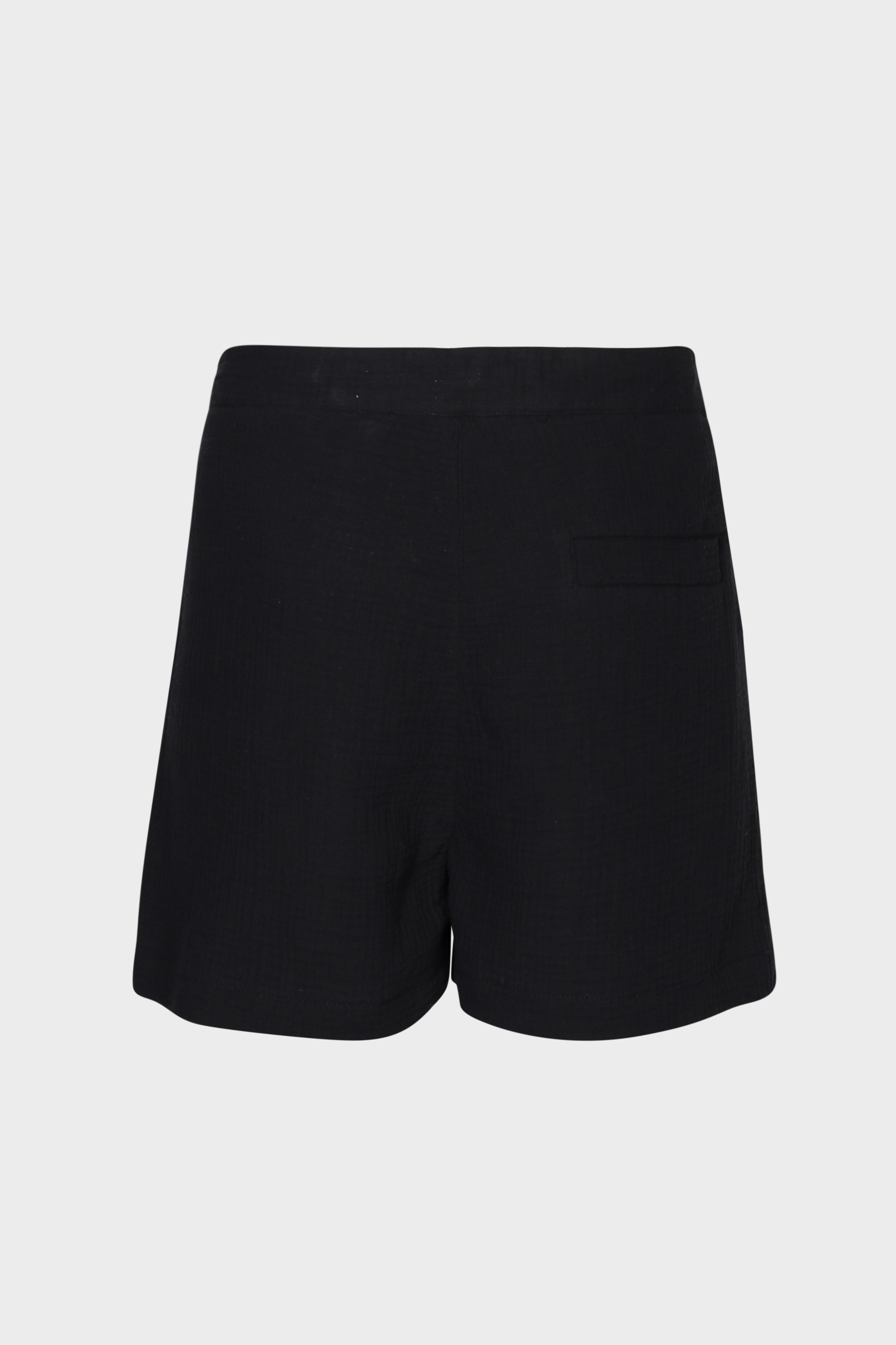 HANNES ROETHER Mousseline Shorts in Black