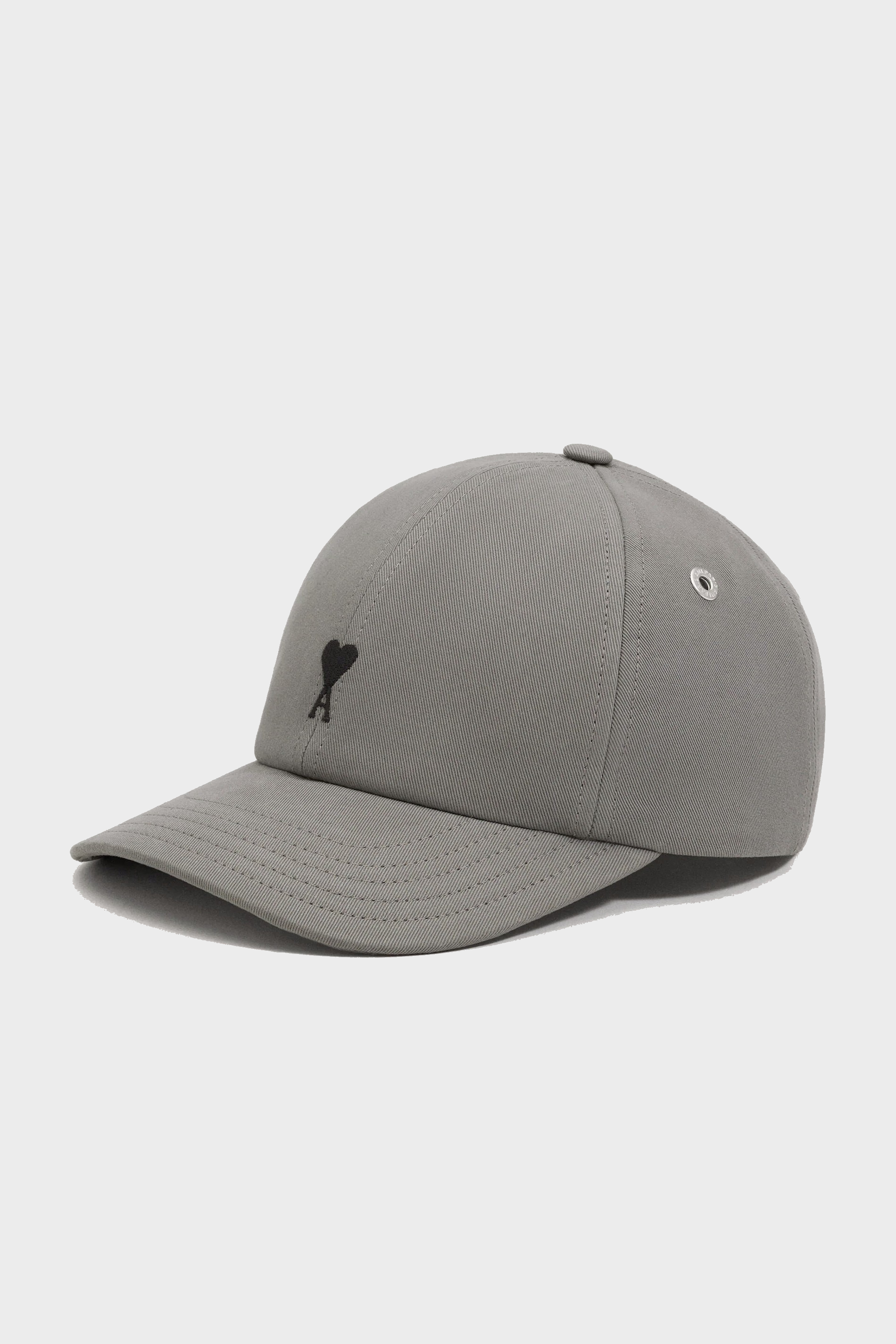 AMI PARIS de Coeur Cap in Carbon/Black