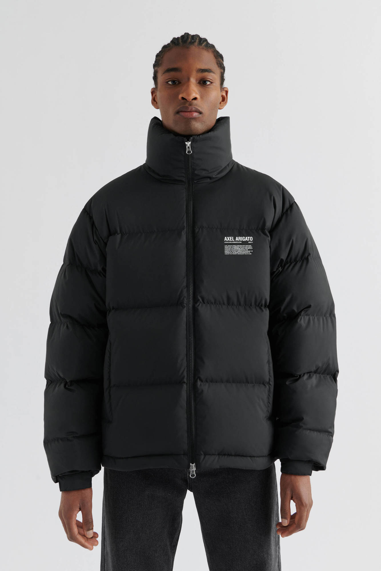 AXEL ARIGATO Observer Puffer Jacket in Black