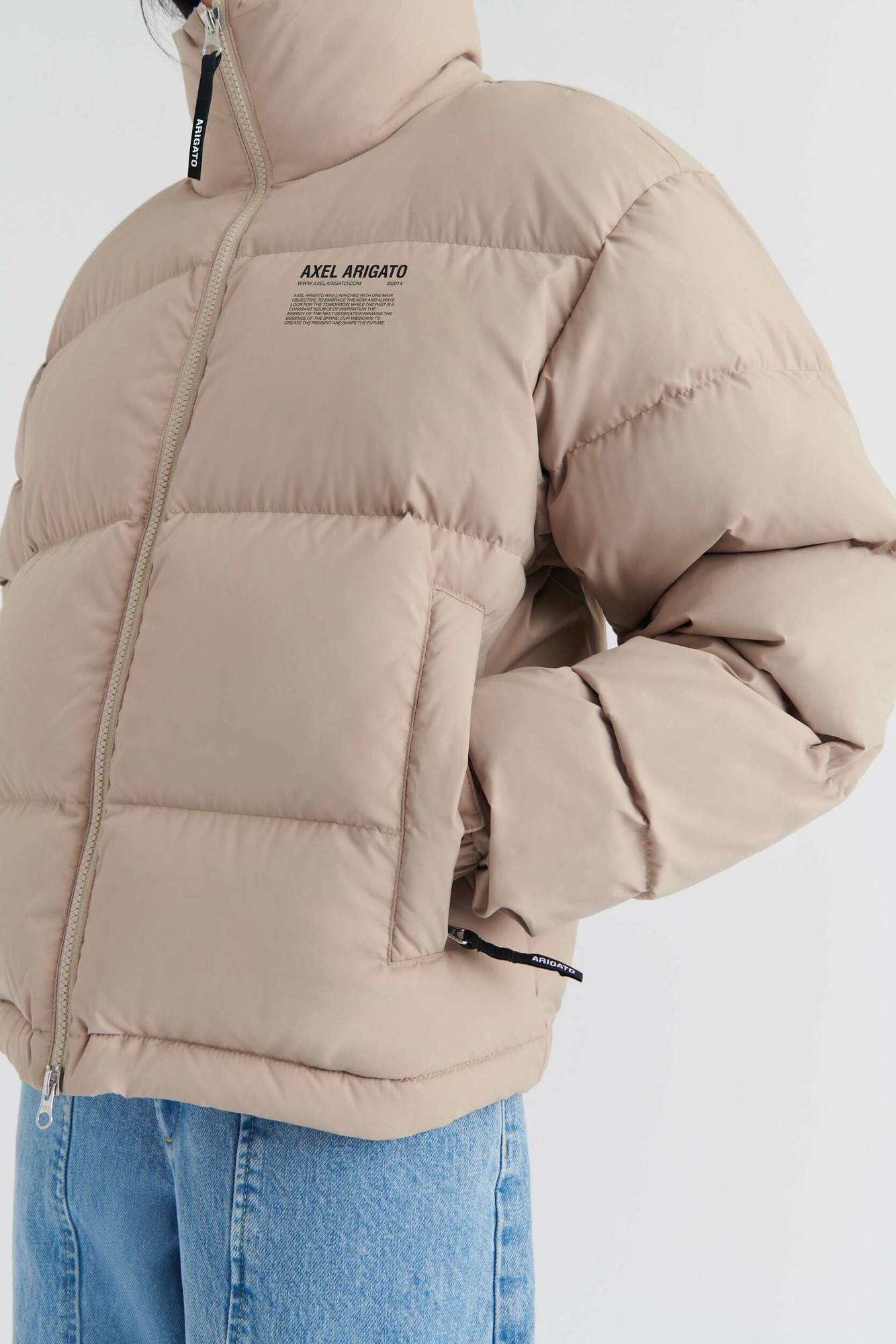 AXEL ARIGATO Observer Puffer Jacket in Pale Beige S
