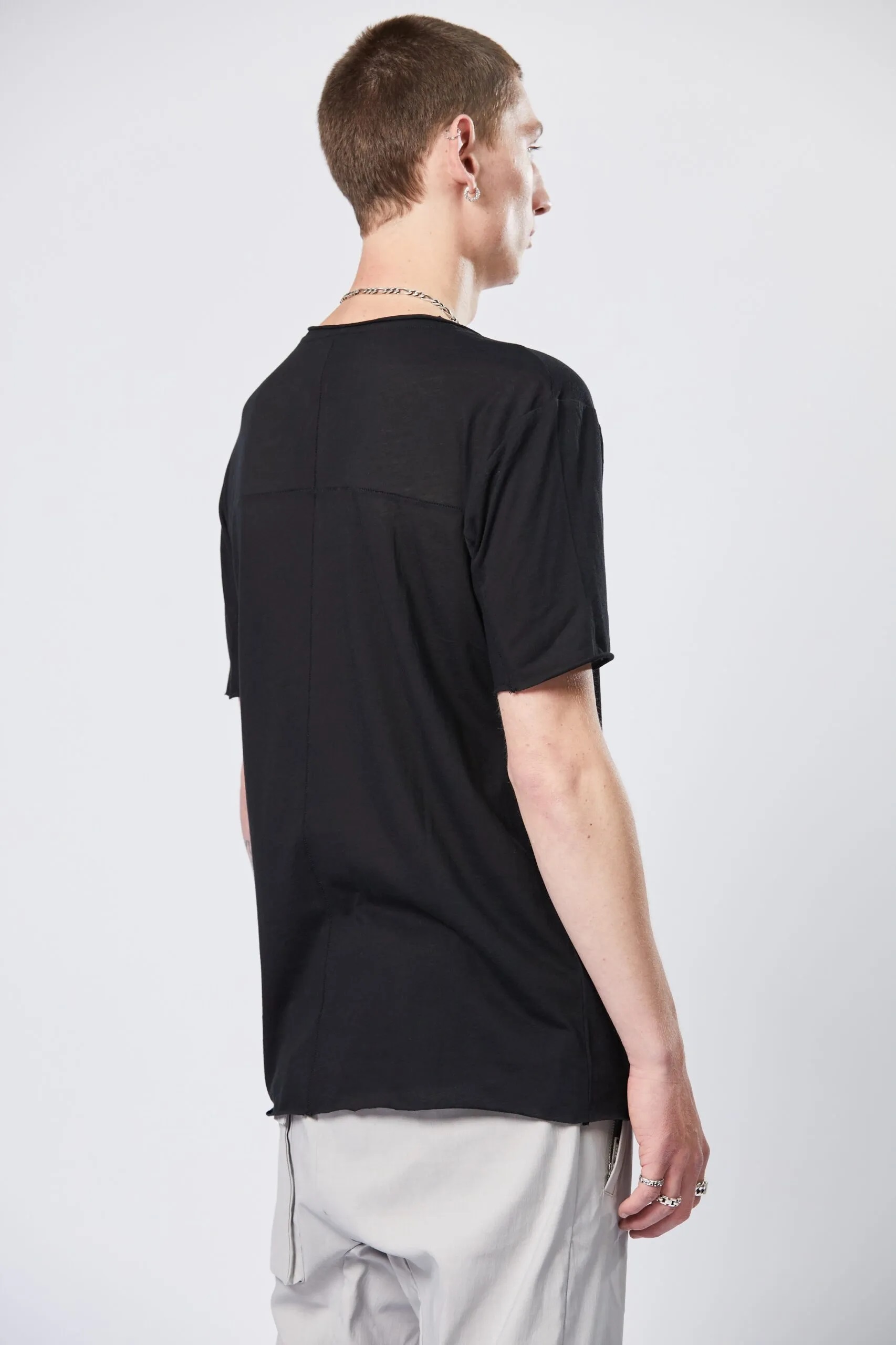 THOM KROM V-Neck T-Shirt in Black XXL