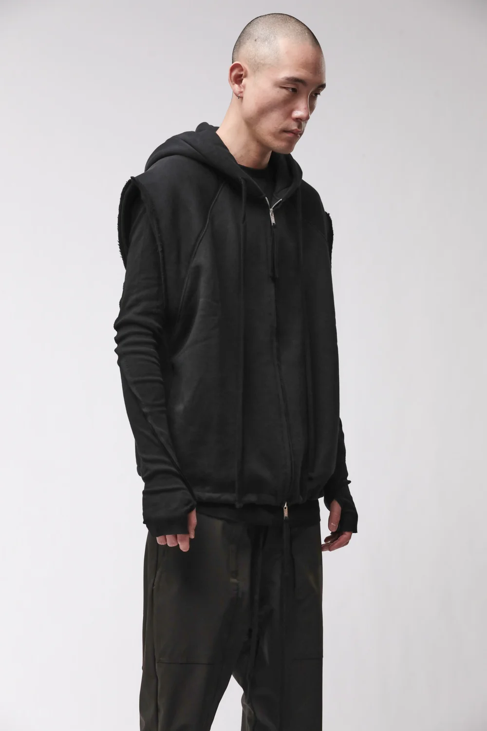 THOM KROM Zip Sweat Vest in Black