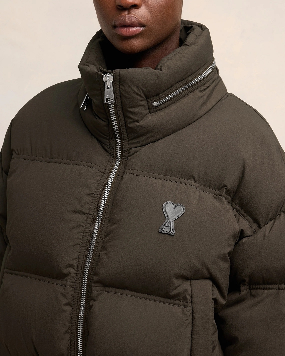 AMI PARIS de Coeur Cropped Down Jacket in Dark Coffee XS AMI PARIS de Coeur Cropped Down Jacket in Dark Coffee M