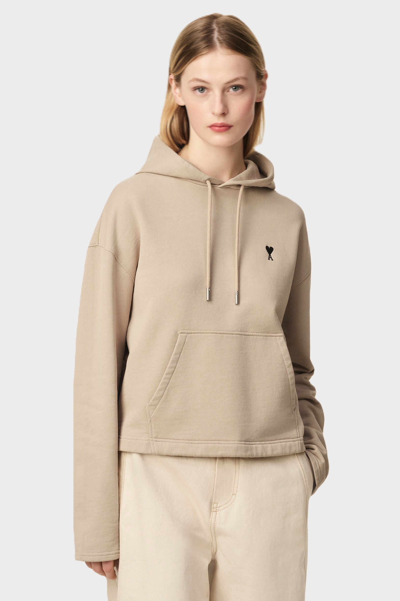 AMI PARIS de Coeur Cropped Sweathoodie in White Coffee