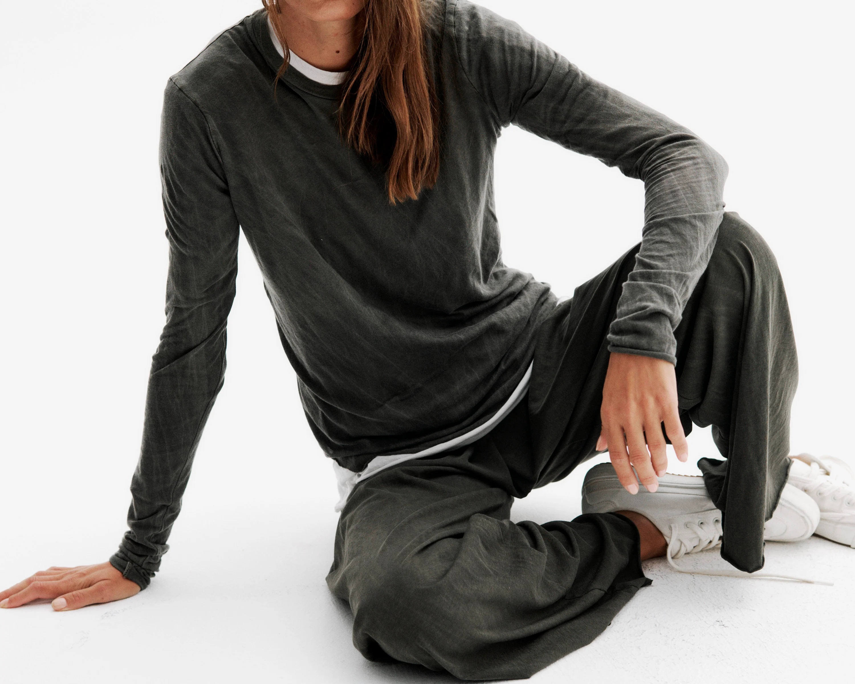 ALL III Naomi Light Cotton Pant in Army Green