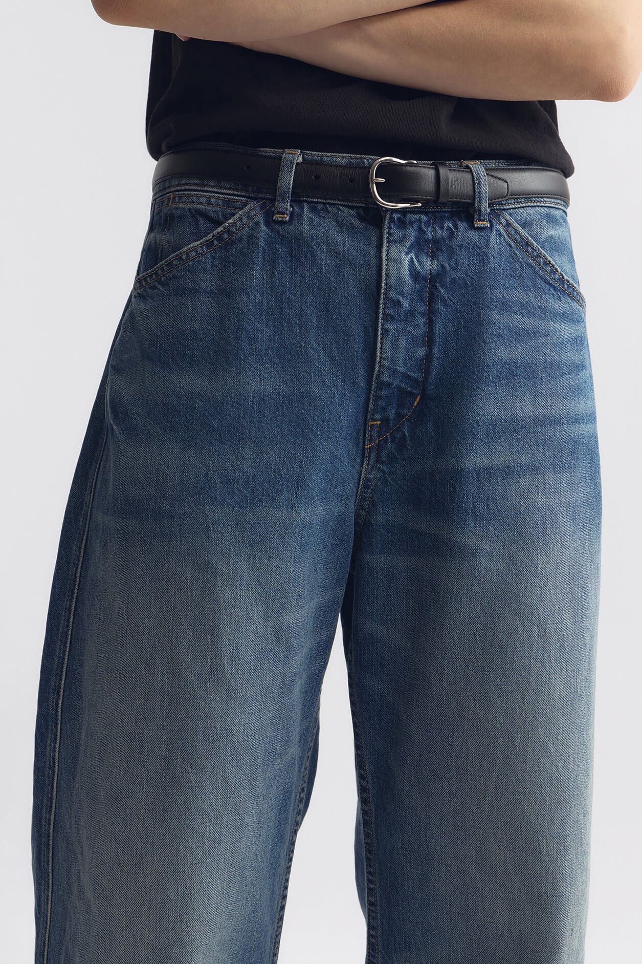 NILI LOTAN Tribeca Jeans in Rosebowl Wash