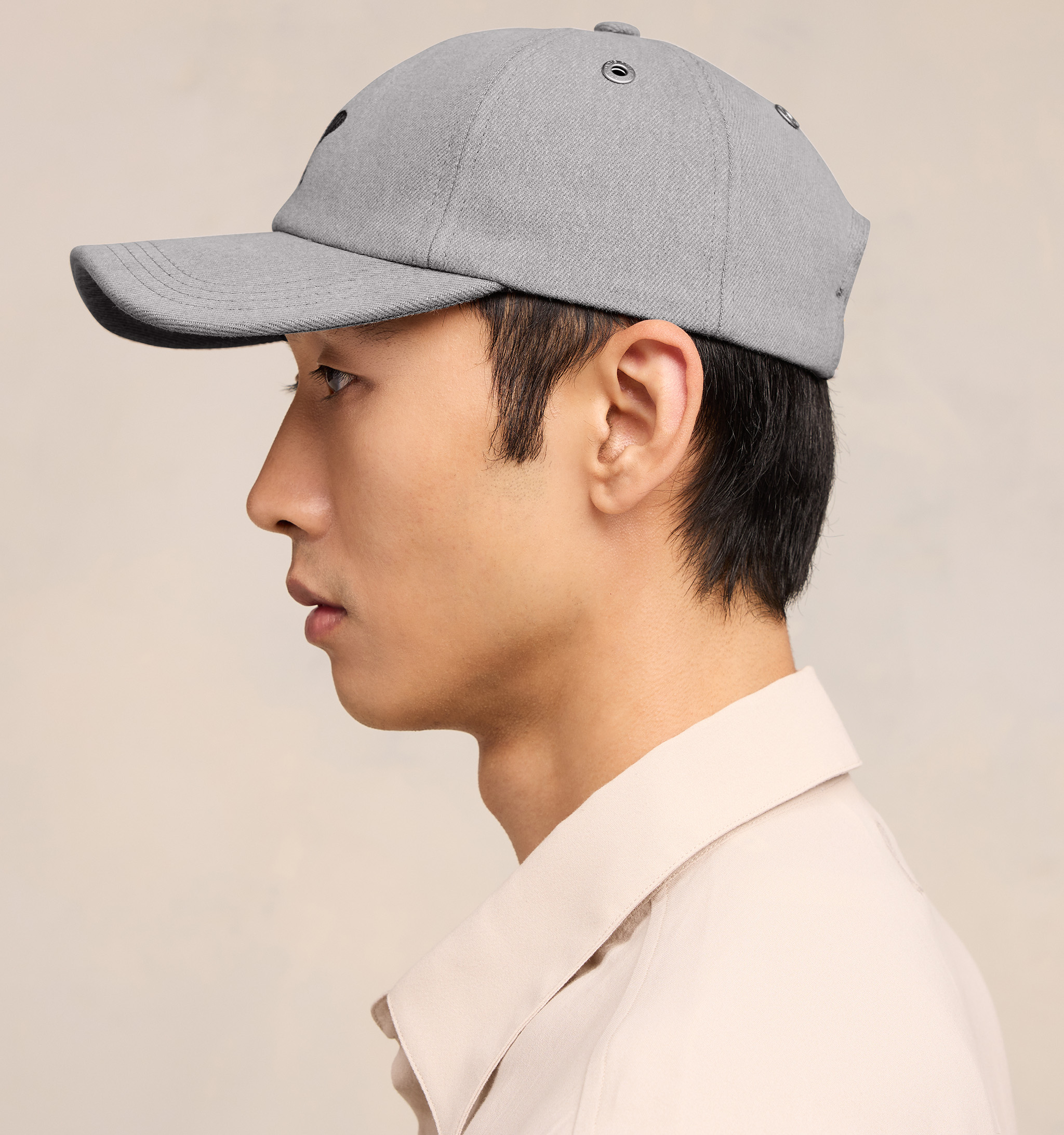 AMI PARIS de Coeur Cap in Javel Grey