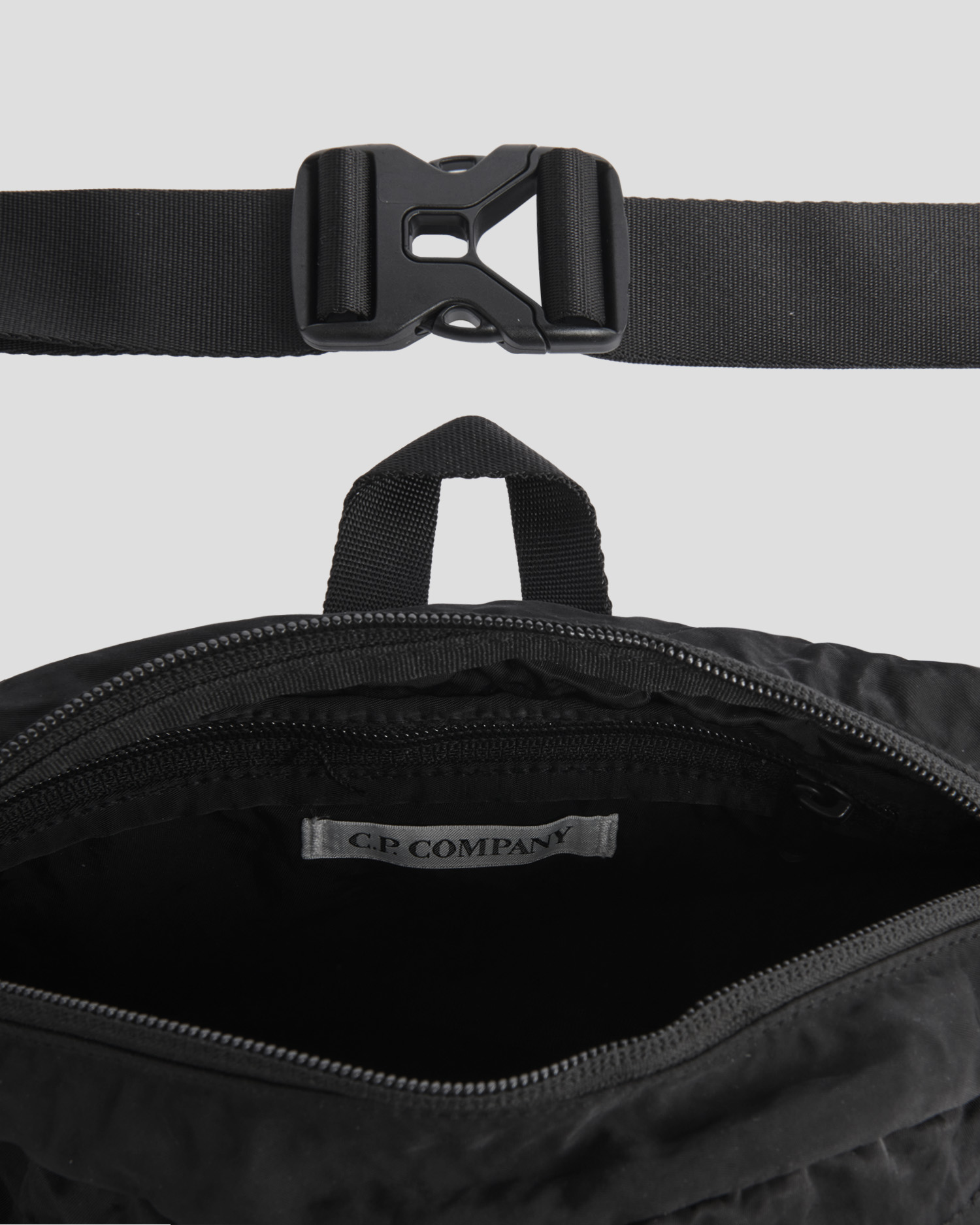 C.P. COMPANY Fanny Pack in Black