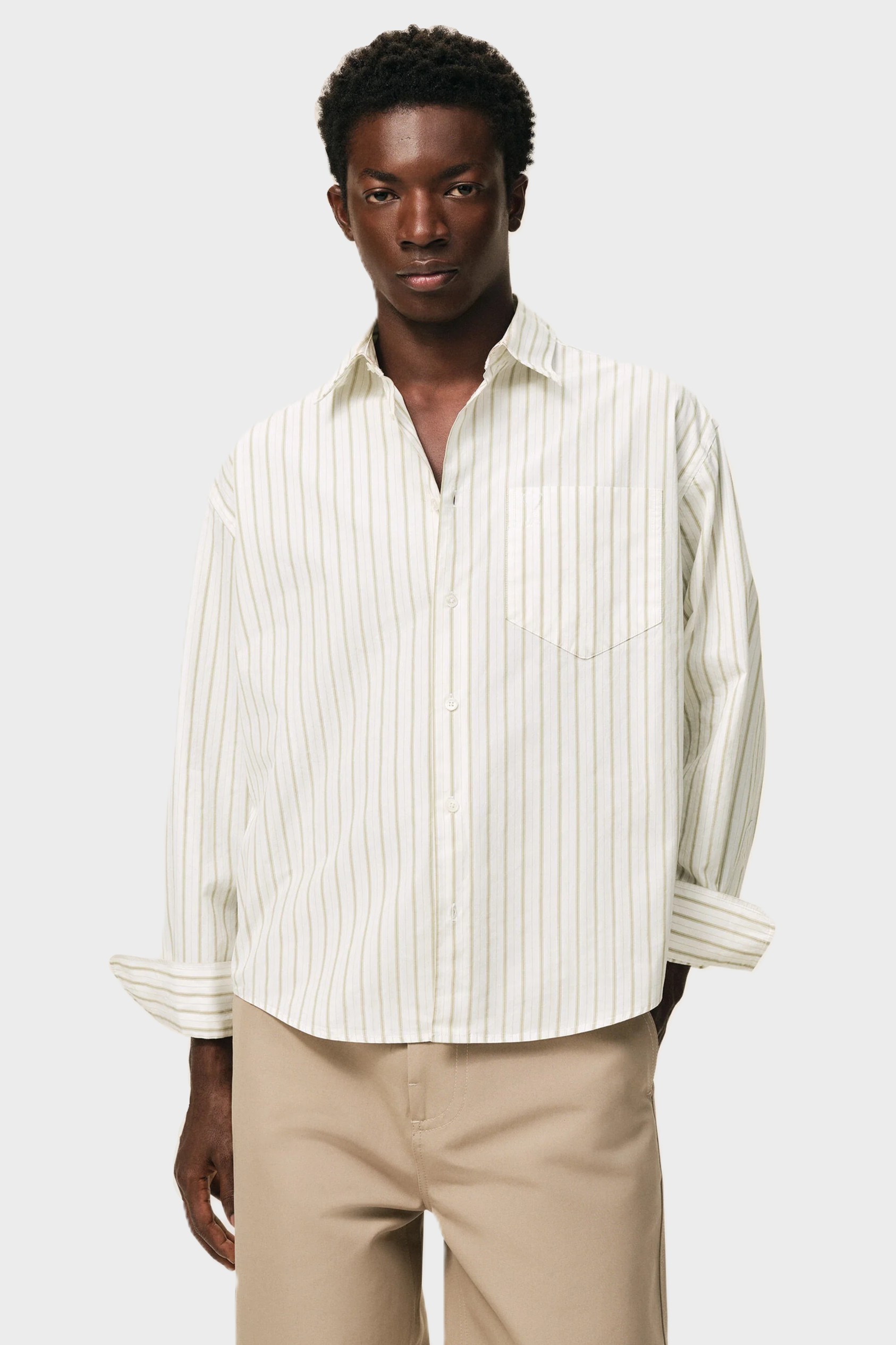 AMI PARIS de Coeur Boxy Fit Shirt in White/Matcha