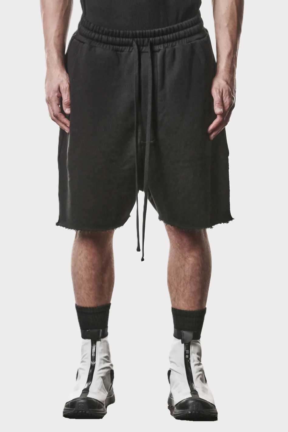 THOM KROM Sweatshorts in Black