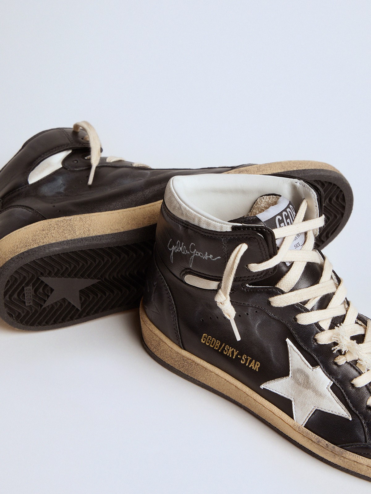 GOLDEN GOOSE Sneaker Sky Star in Black Nappa 37