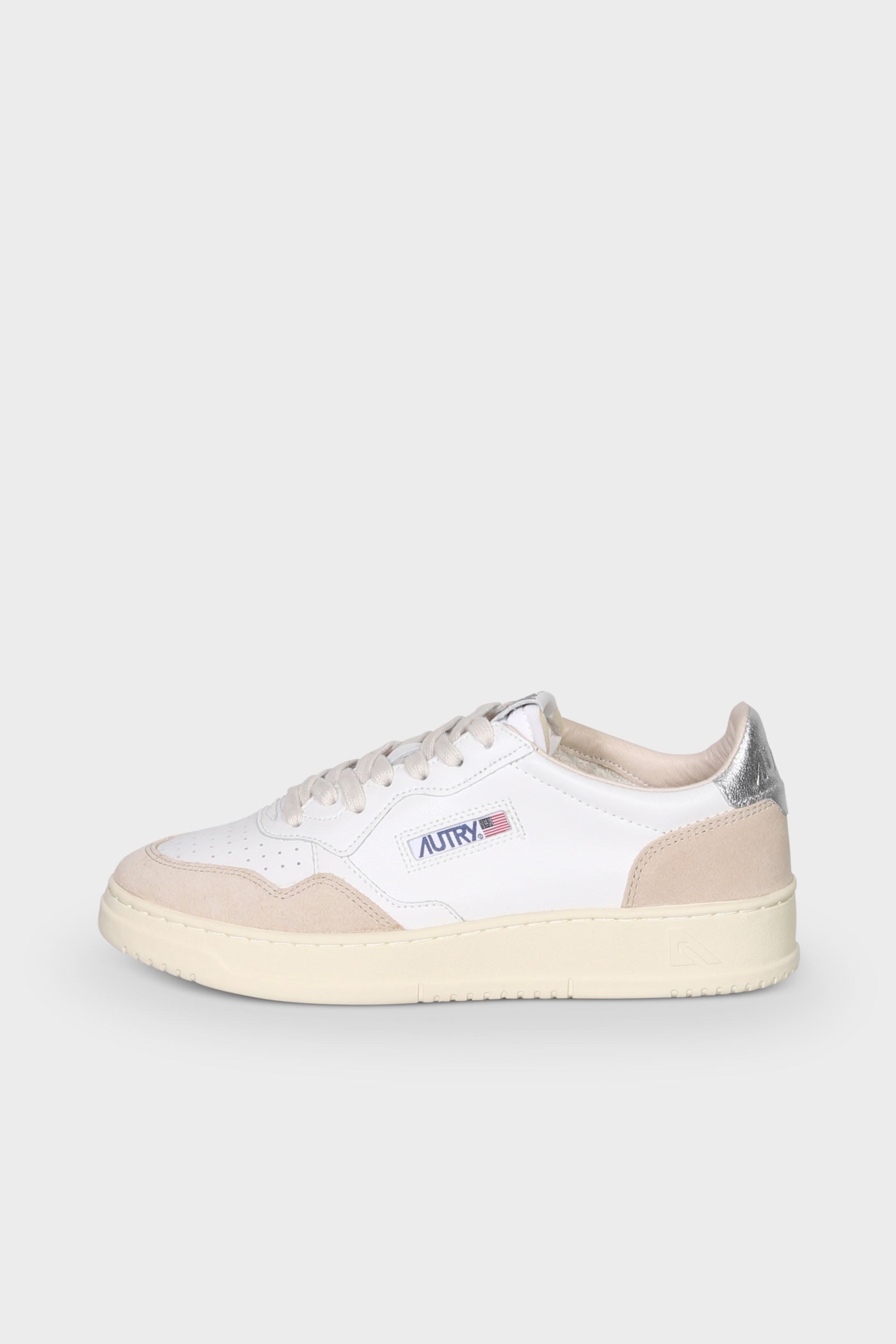AUTRY ACTION SHOES Medalist Low Sneaker Suede White/Silver AUTRY ACTION SHOES Medalist Low Sneaker Suede White/Silver