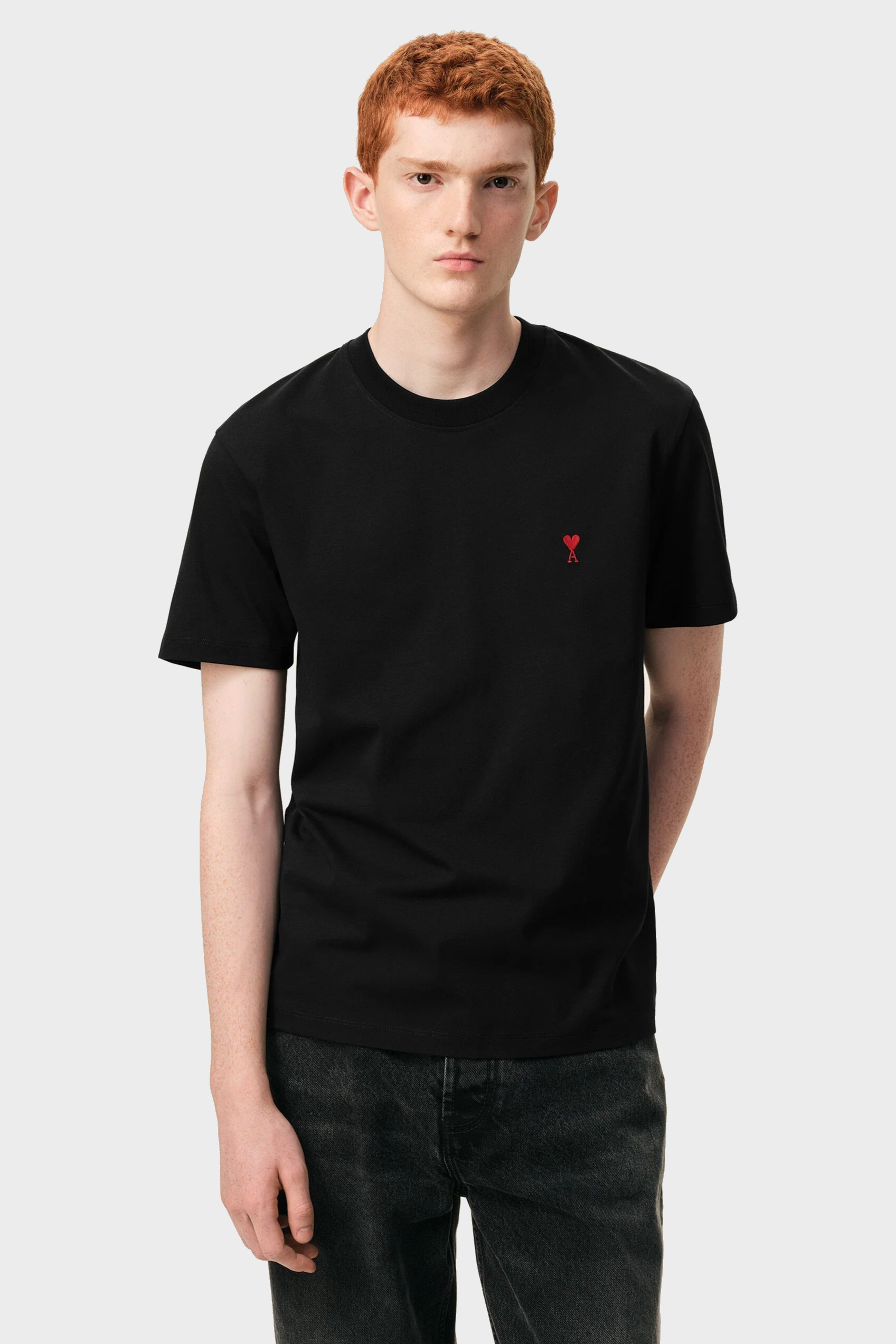 AMI PARIS de Coeur Classic Fit T-Shirt in Black