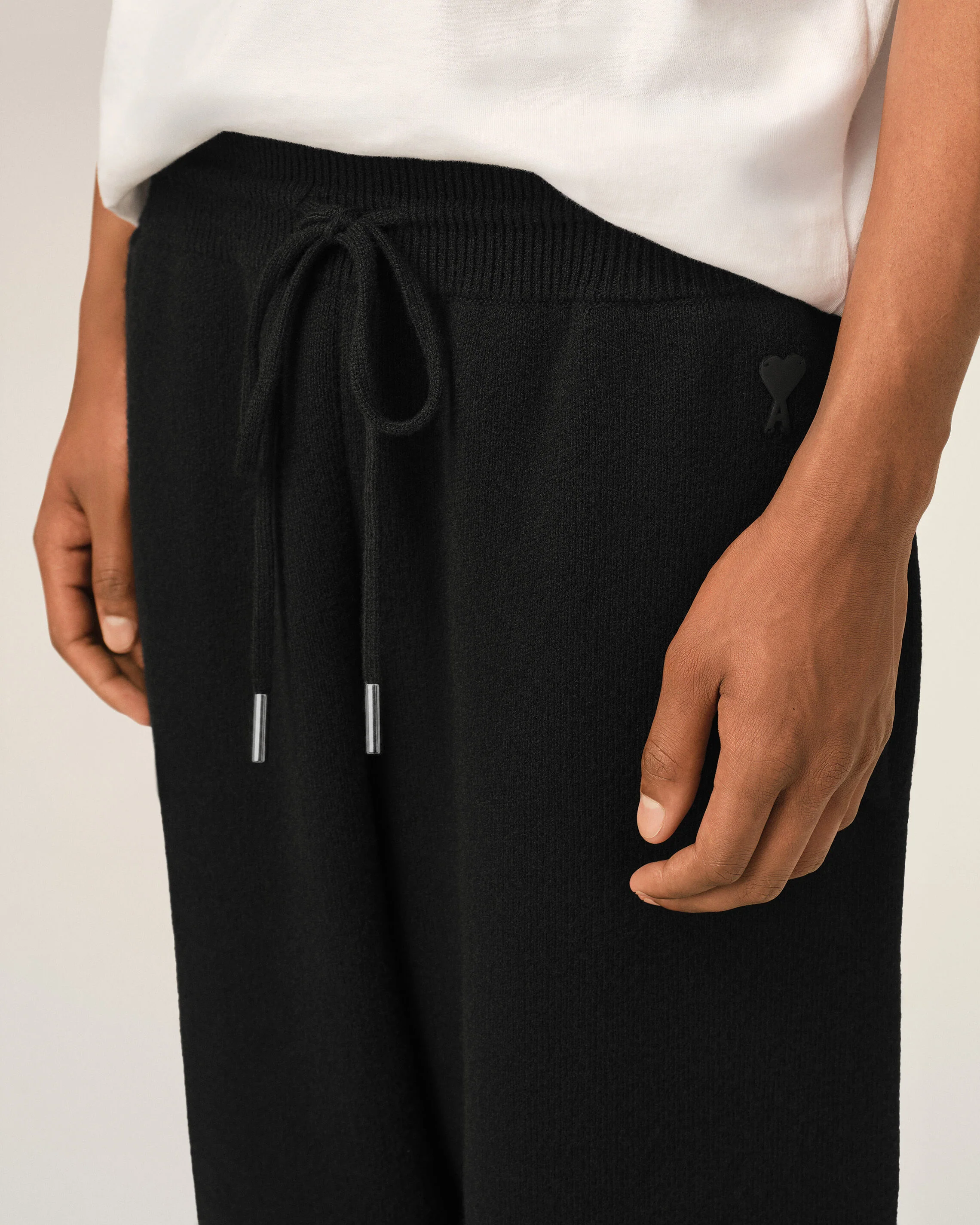 AMI PARIS de Coeur Heavy Knit Jogger in Black