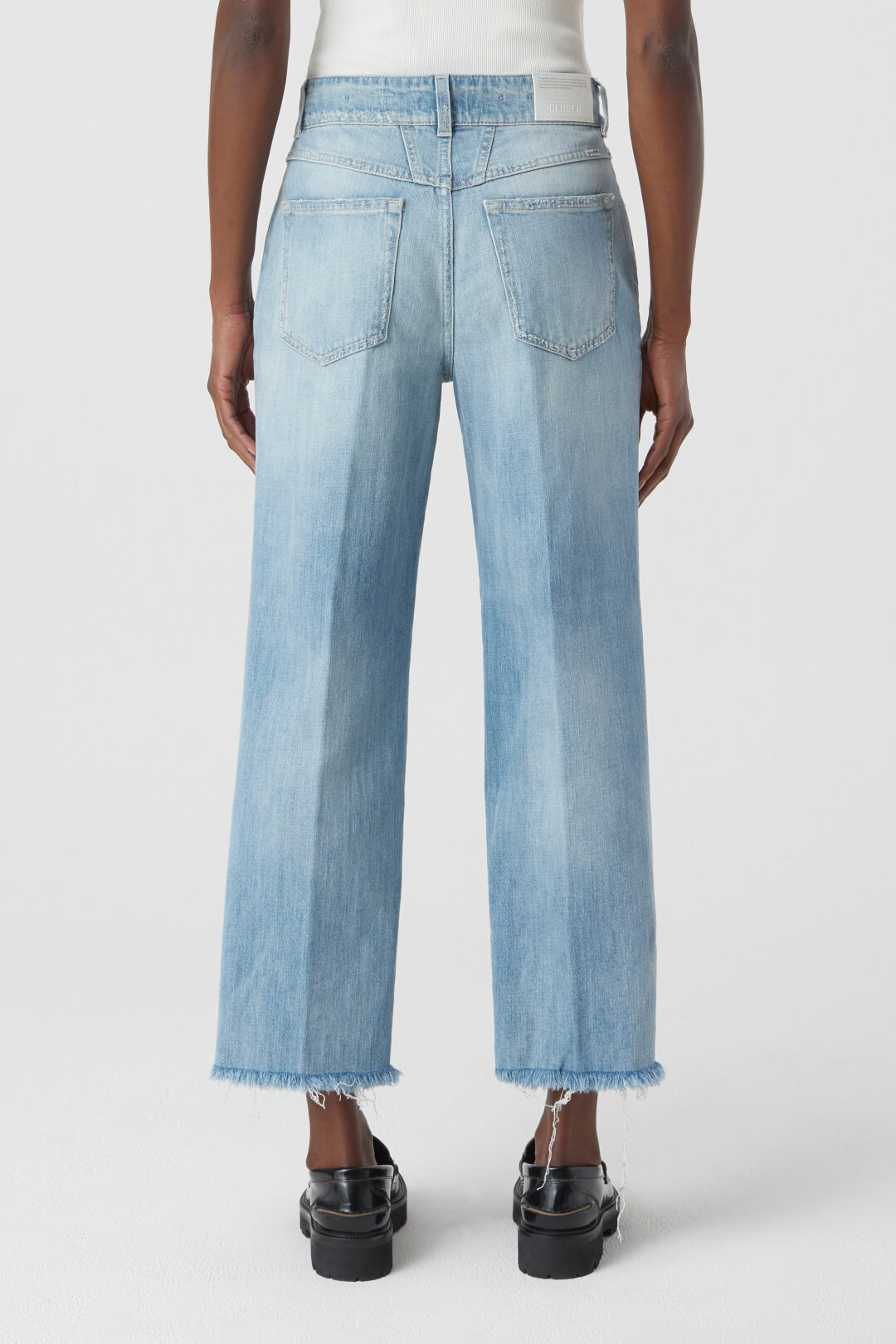 CLOSED Milo Jeans in Light Blue