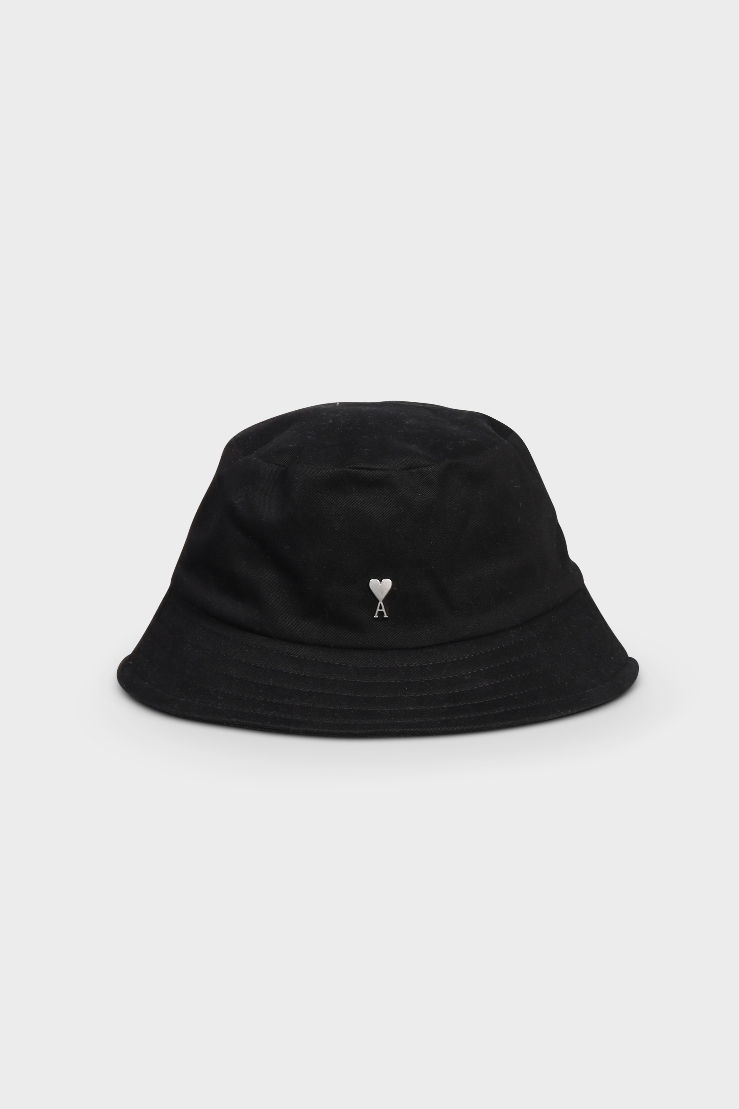 AMI PARIS de Coeur Bucket Hat in Black 56