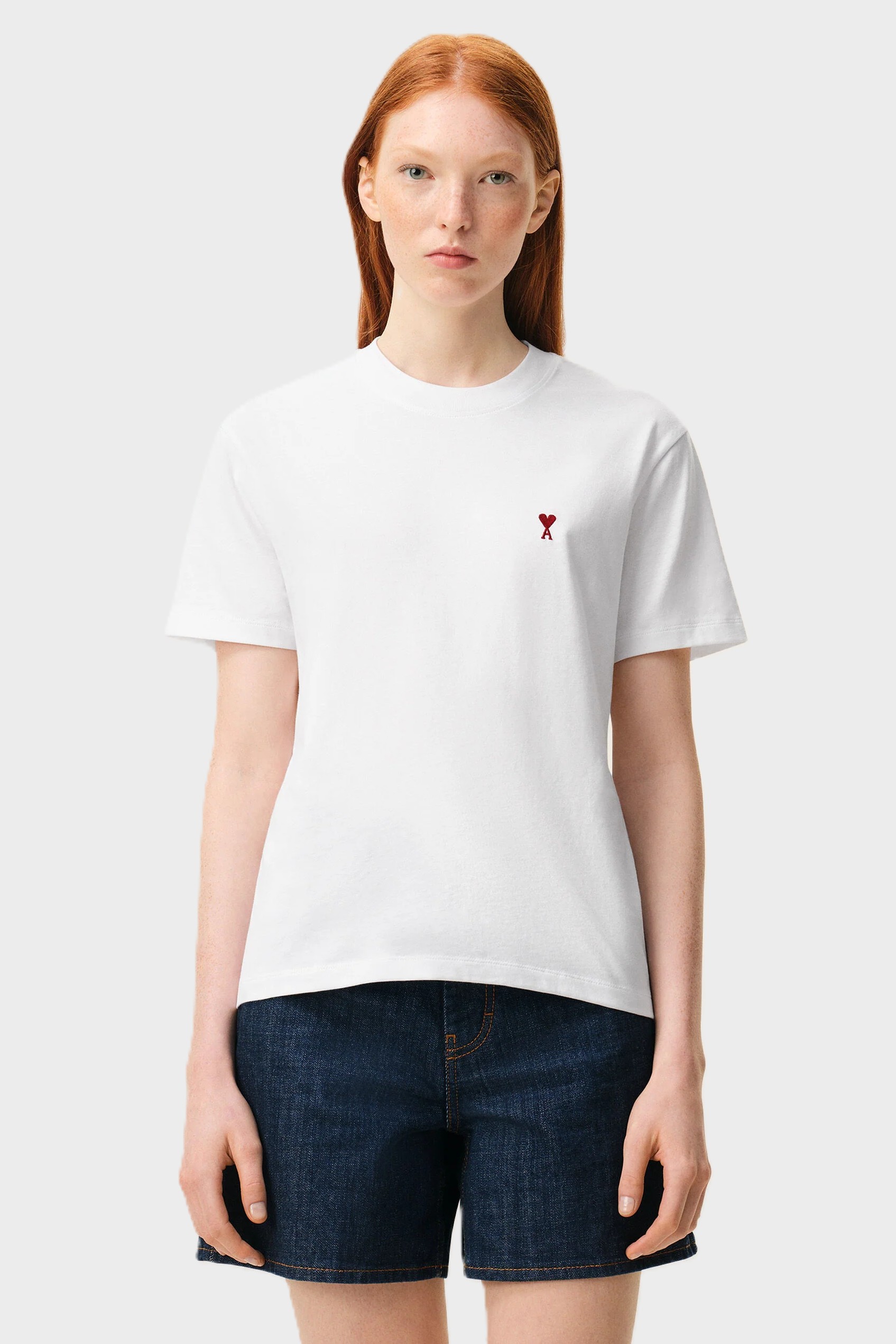 AMI PARIS de Coeur Classic Fit T-Shirt in White