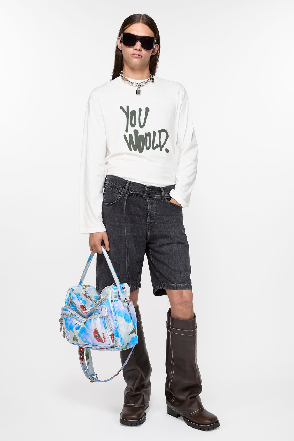 ACNE STUDIOS 1991 Toj Jeans Shorts in Washed Black