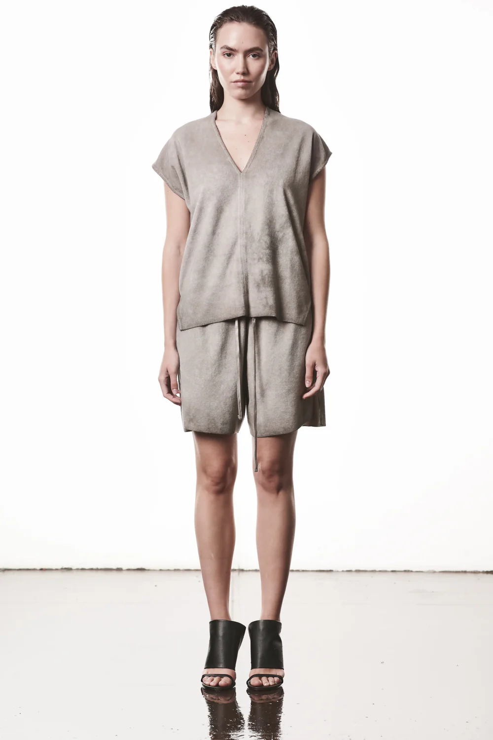 THOM KROM Terry Sweatshorts in Cold Dye Stone