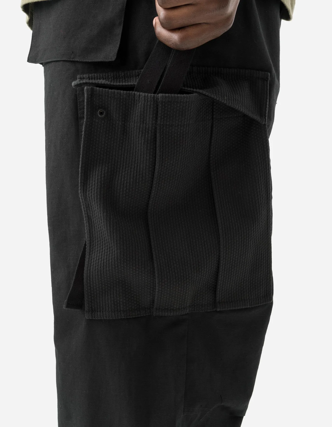 MAHARISHI 7110 Hemp Utility Cargo Track Pants in Black
