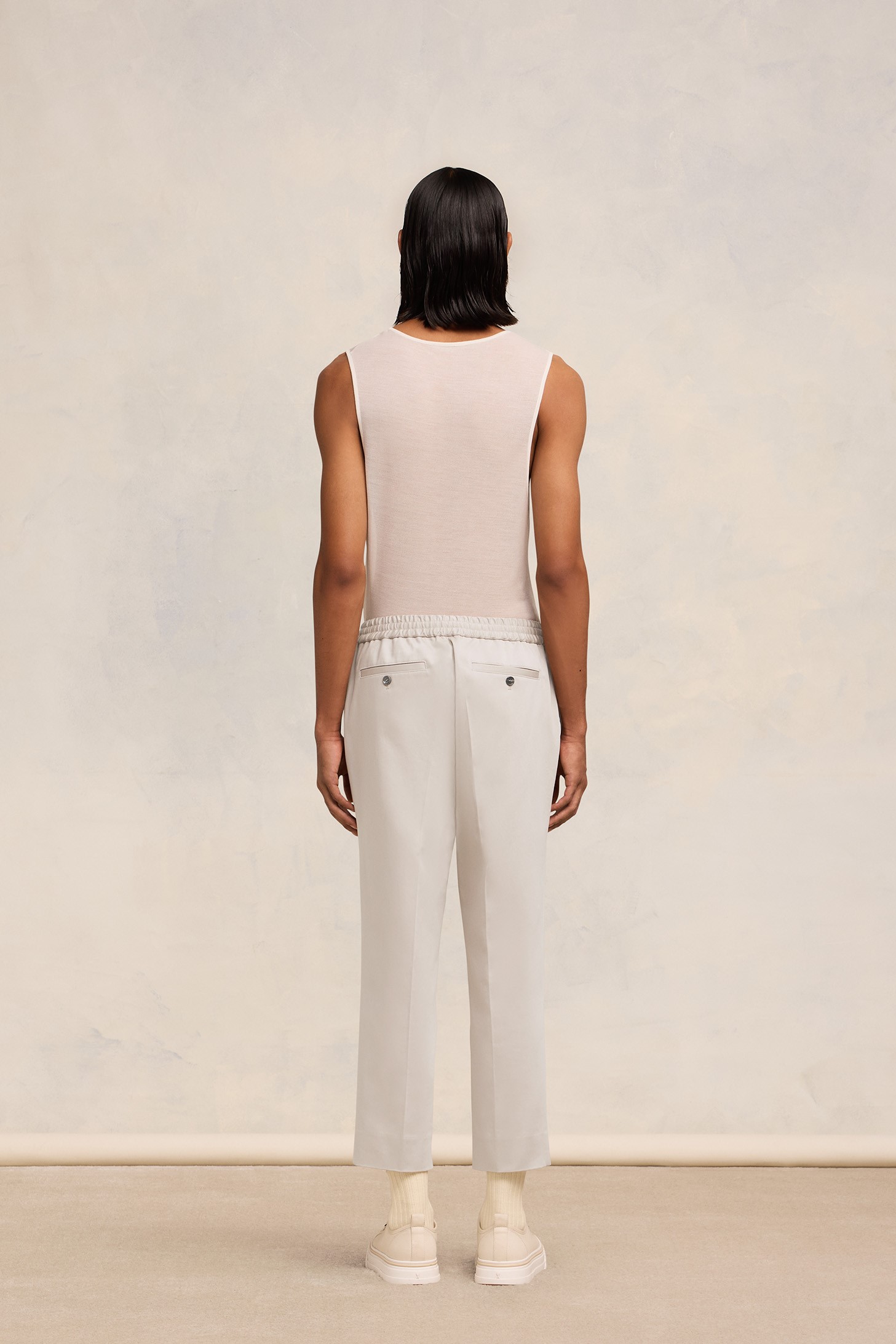 AMI PARIS Elasticated Waist Cropped Trouser in Light Beige