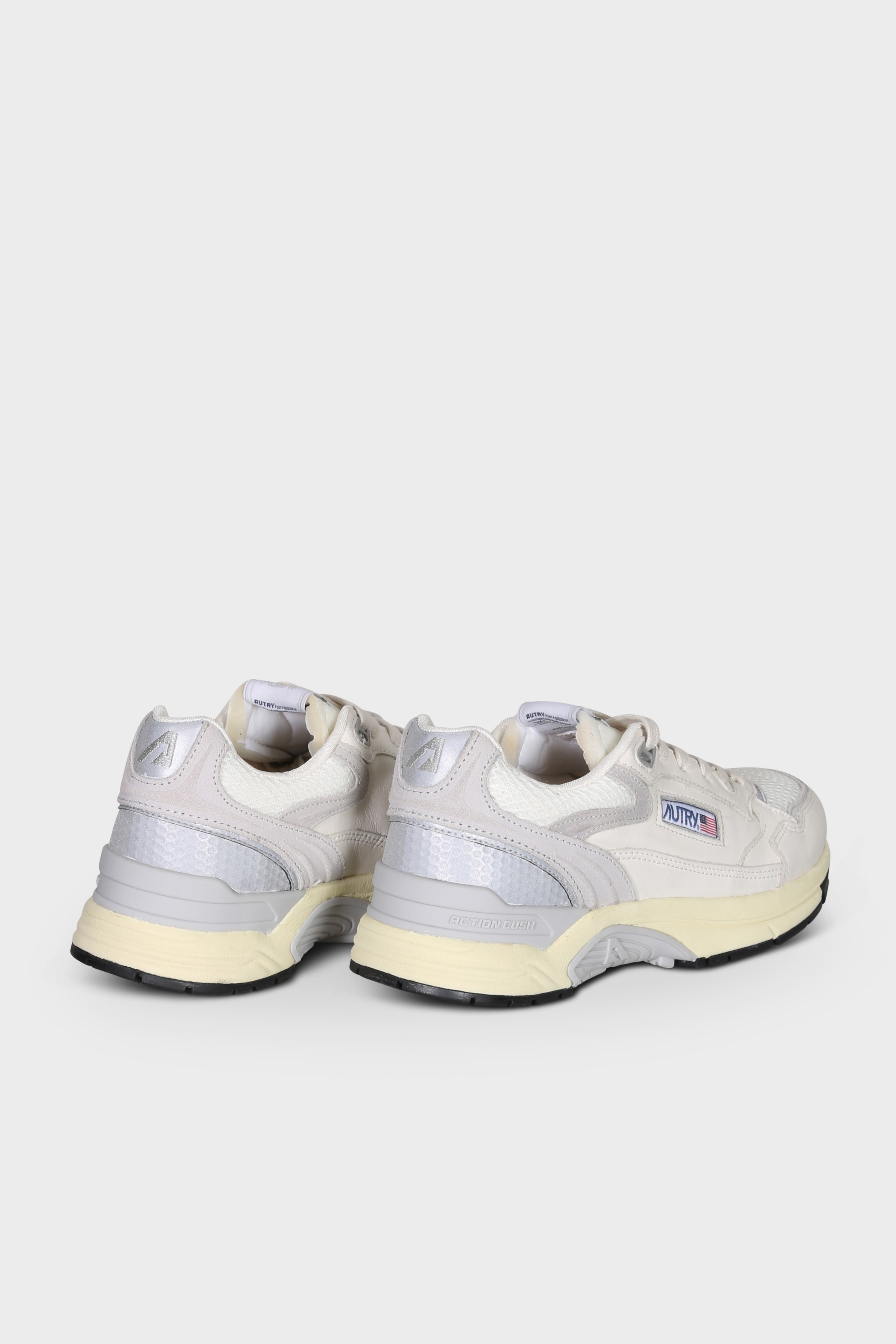 AUTRY ACTION SHOES Hyperway in Goat/Suede/Mesh/White/Grey