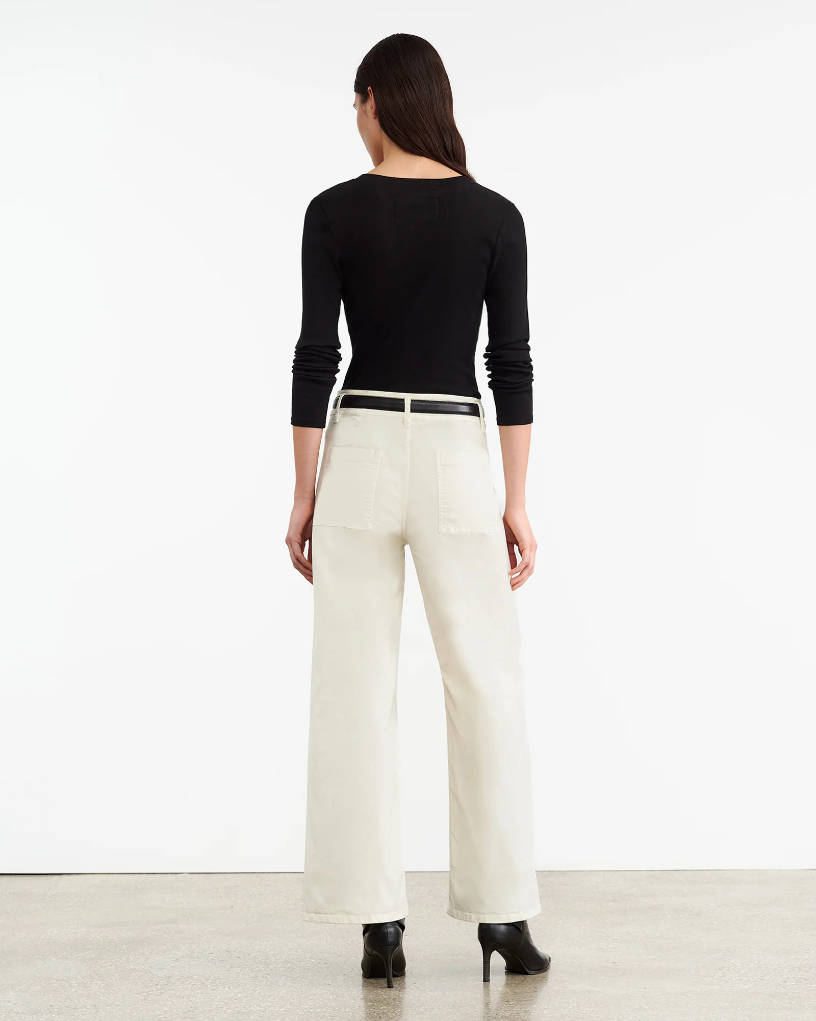 NILI LOTAN Rib Longsleeve in Jet Black