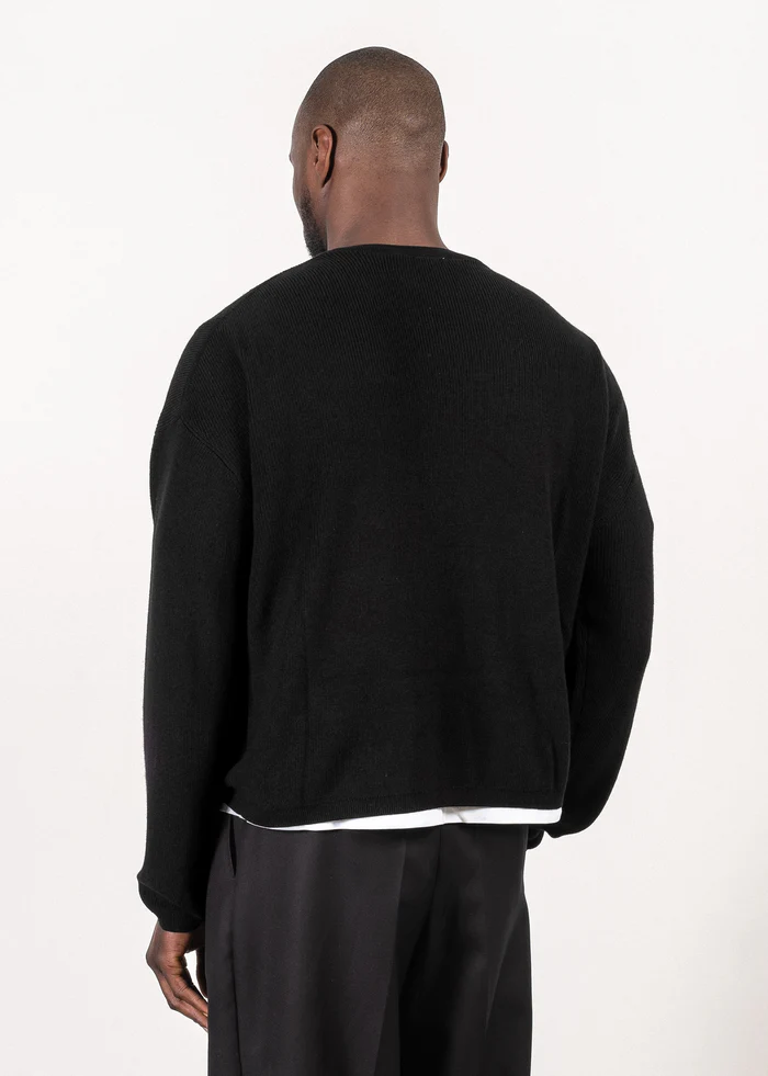 YACAIA Cotton/Cashmere Ribbed Sweater in Black