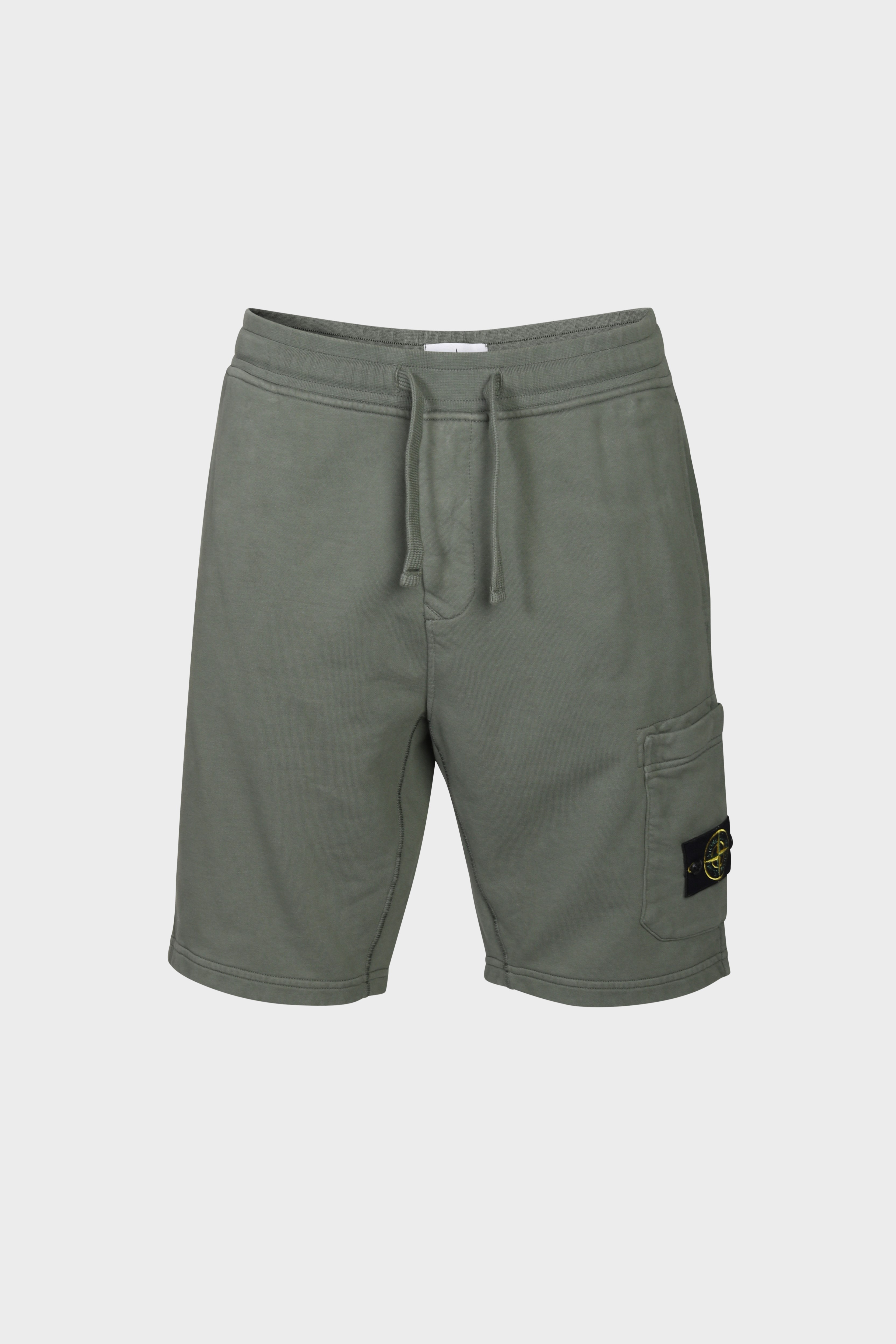 STONE ISLAND Sweatshorts in Green M