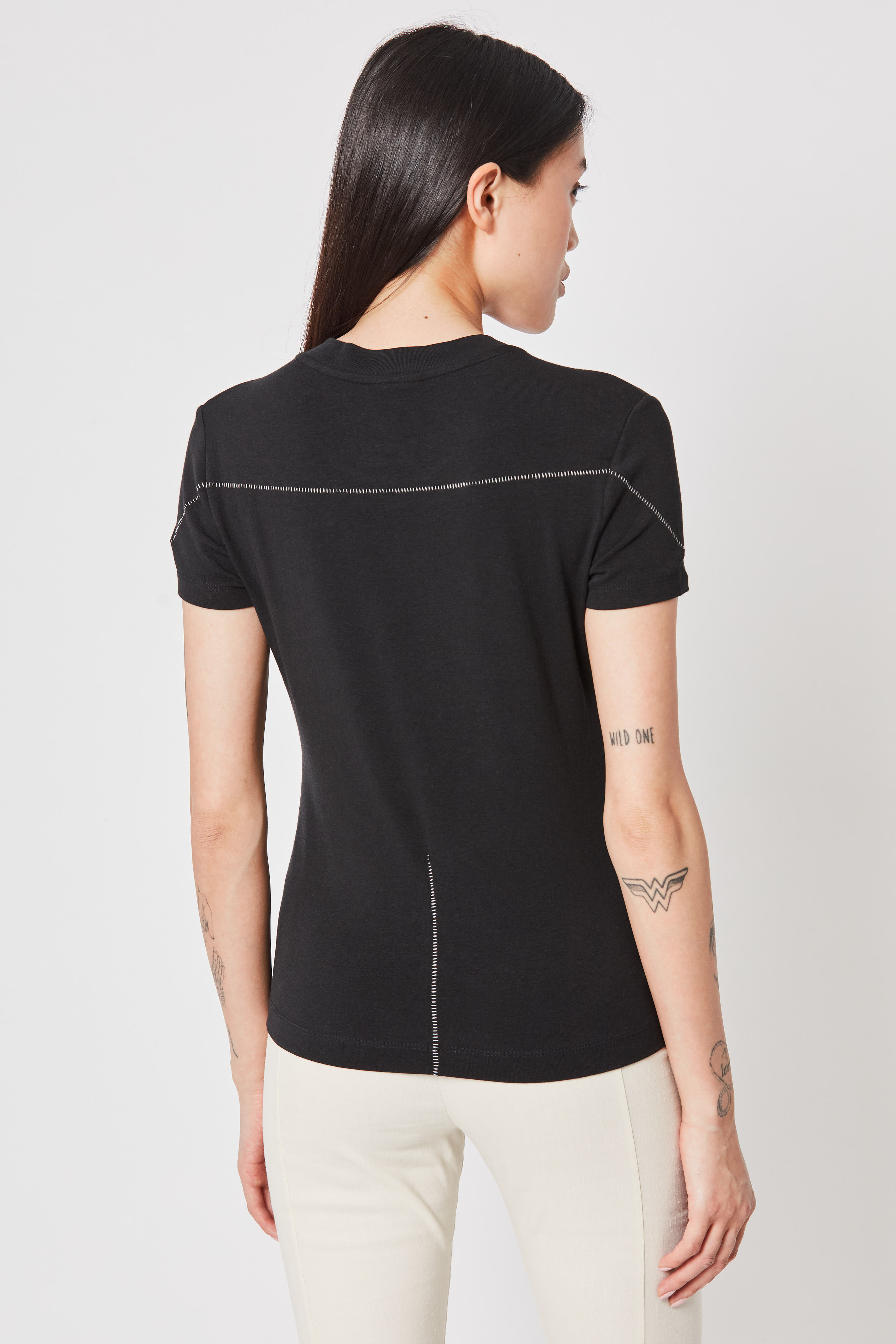 Thom Krom T-Shirt with Stitches in Black