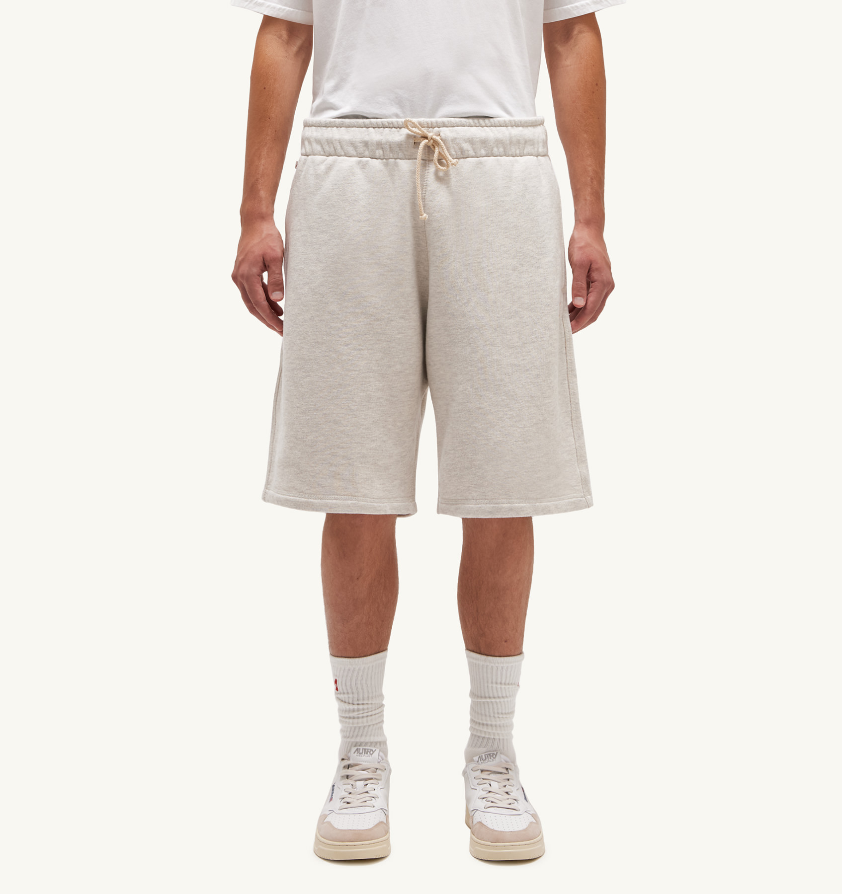 AUTRY ACTION PEOPLE Ease Sweat Shorts in Ecru Melange XL