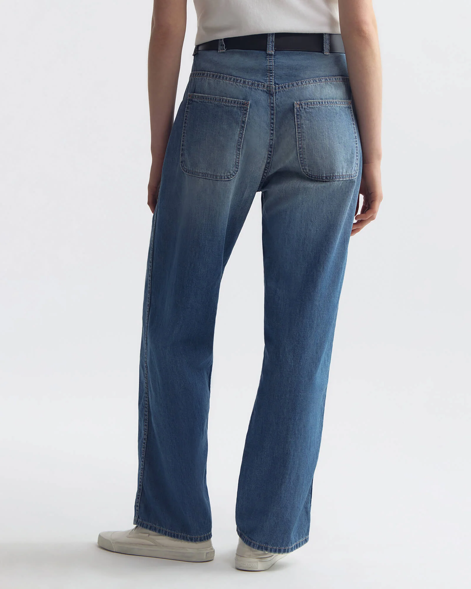 NILI LOTAN Whitney Light Denim Pant in Delancey Wash