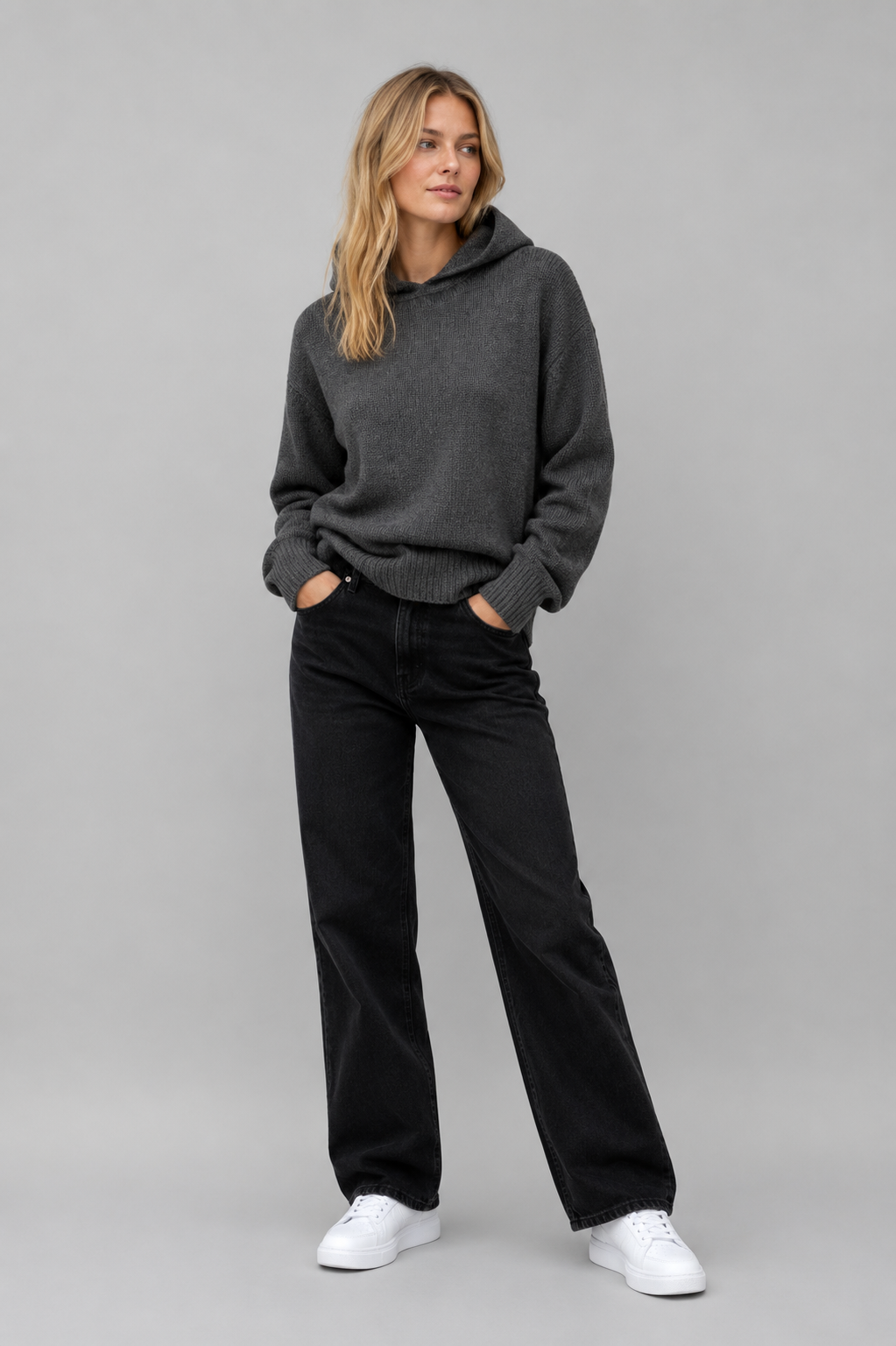 LISA YANG Cashmere Hooded Sweater in Graphite