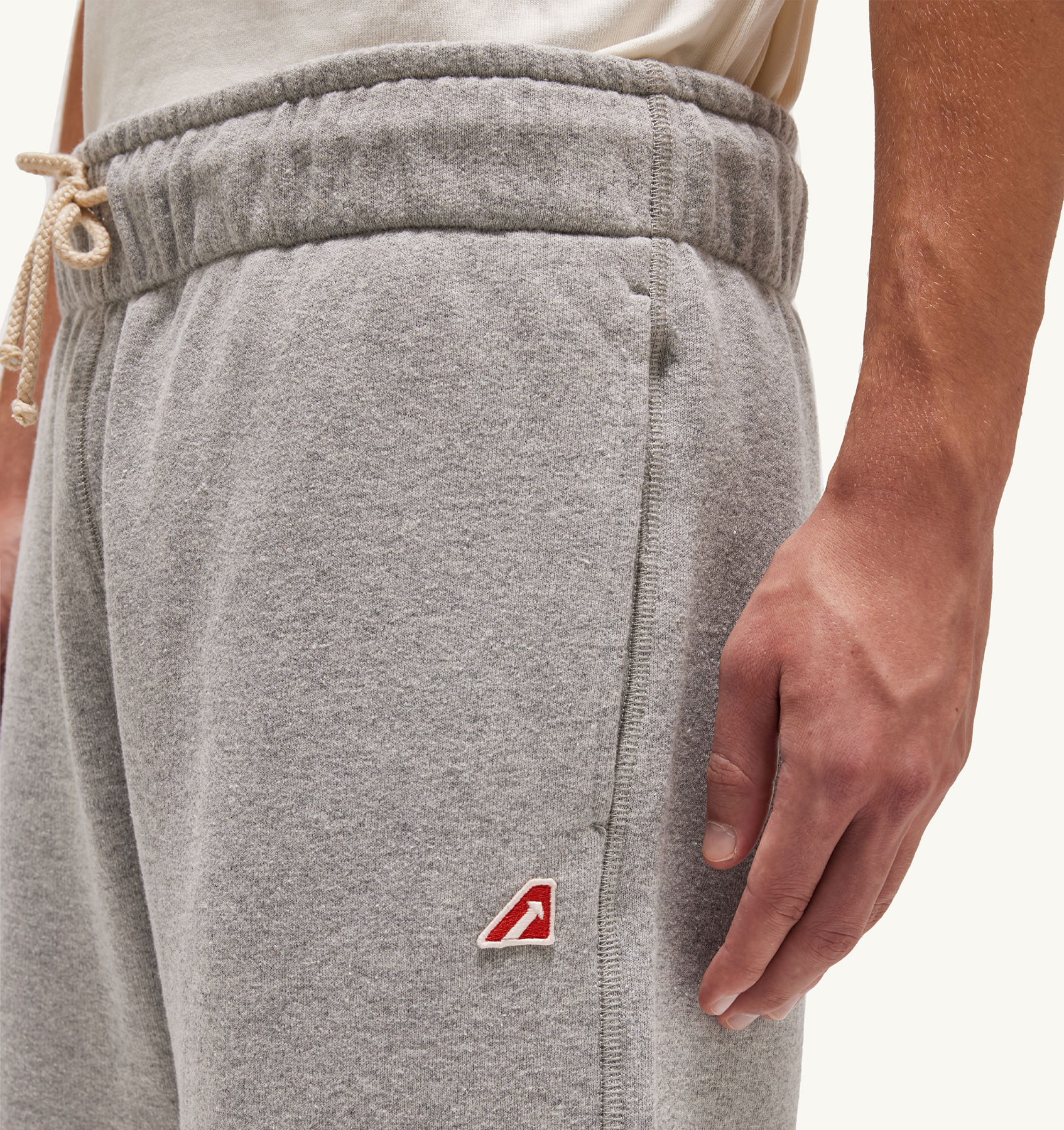 AUTRY ACTION PEOPLE Ease Sweat Shorts in Grey Melange M