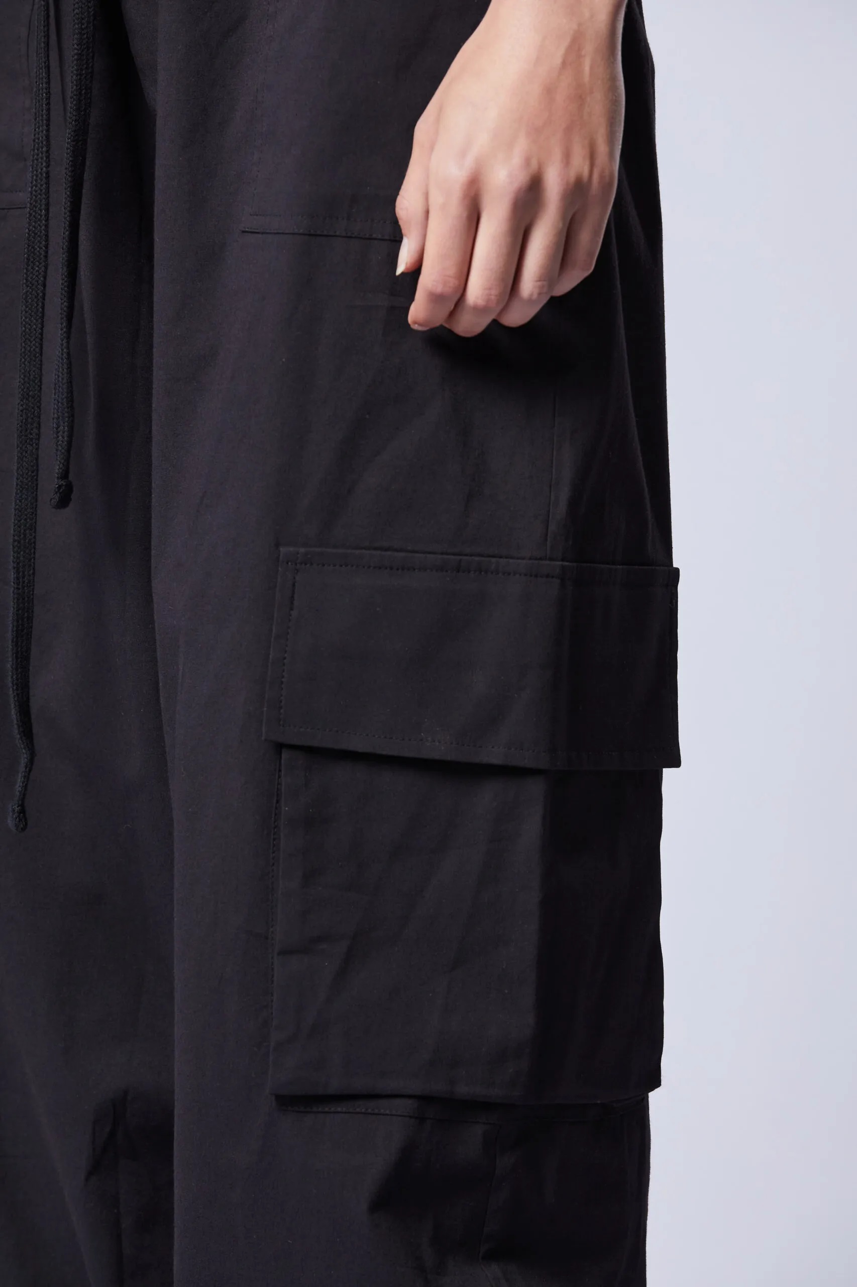 THOM KROM Wide Leg Cargo Pant in Black XS