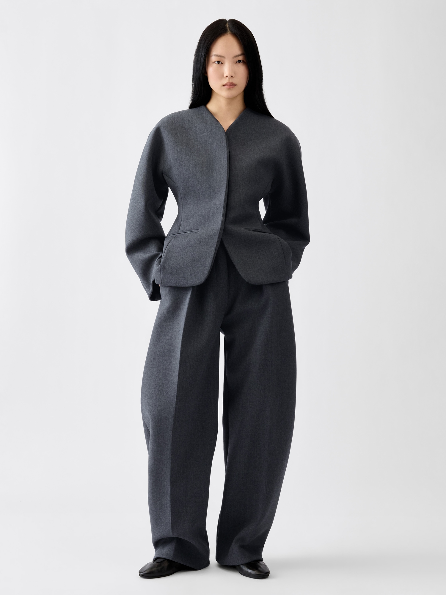 JACQUEMUS Ovalo Blazer in Dark Grey
