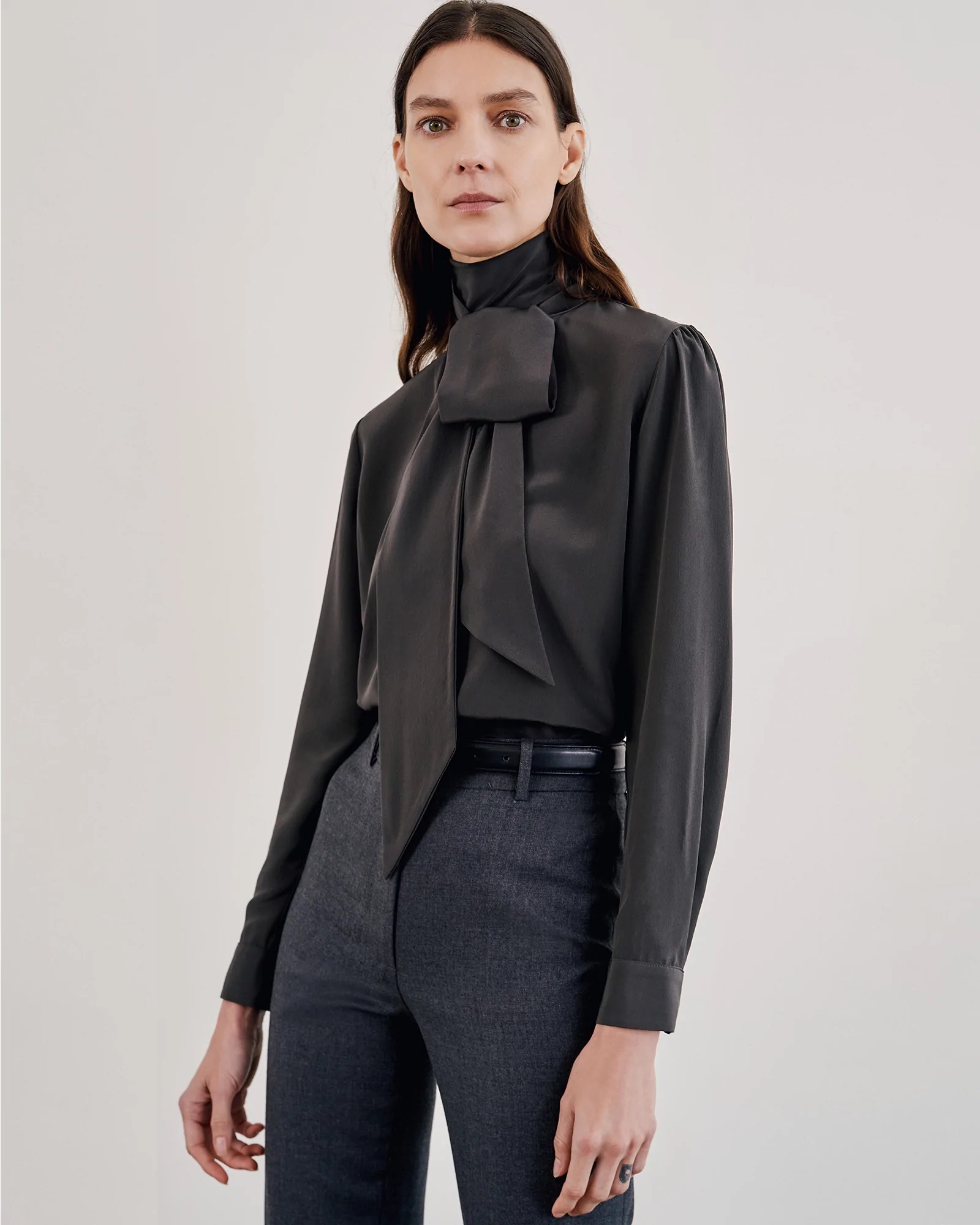 NILI LOTAN Elayne Top in Gunmetal M