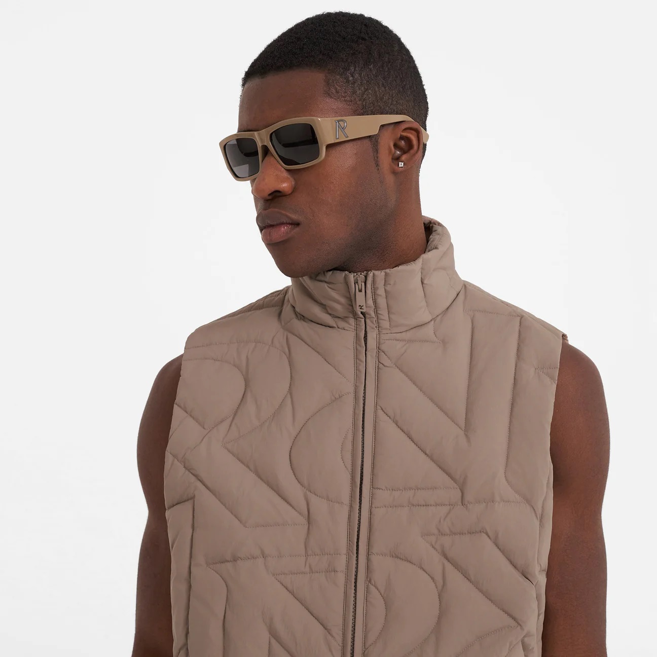 REPRESENT Initial Quilted Gilet in Mushroom XXL