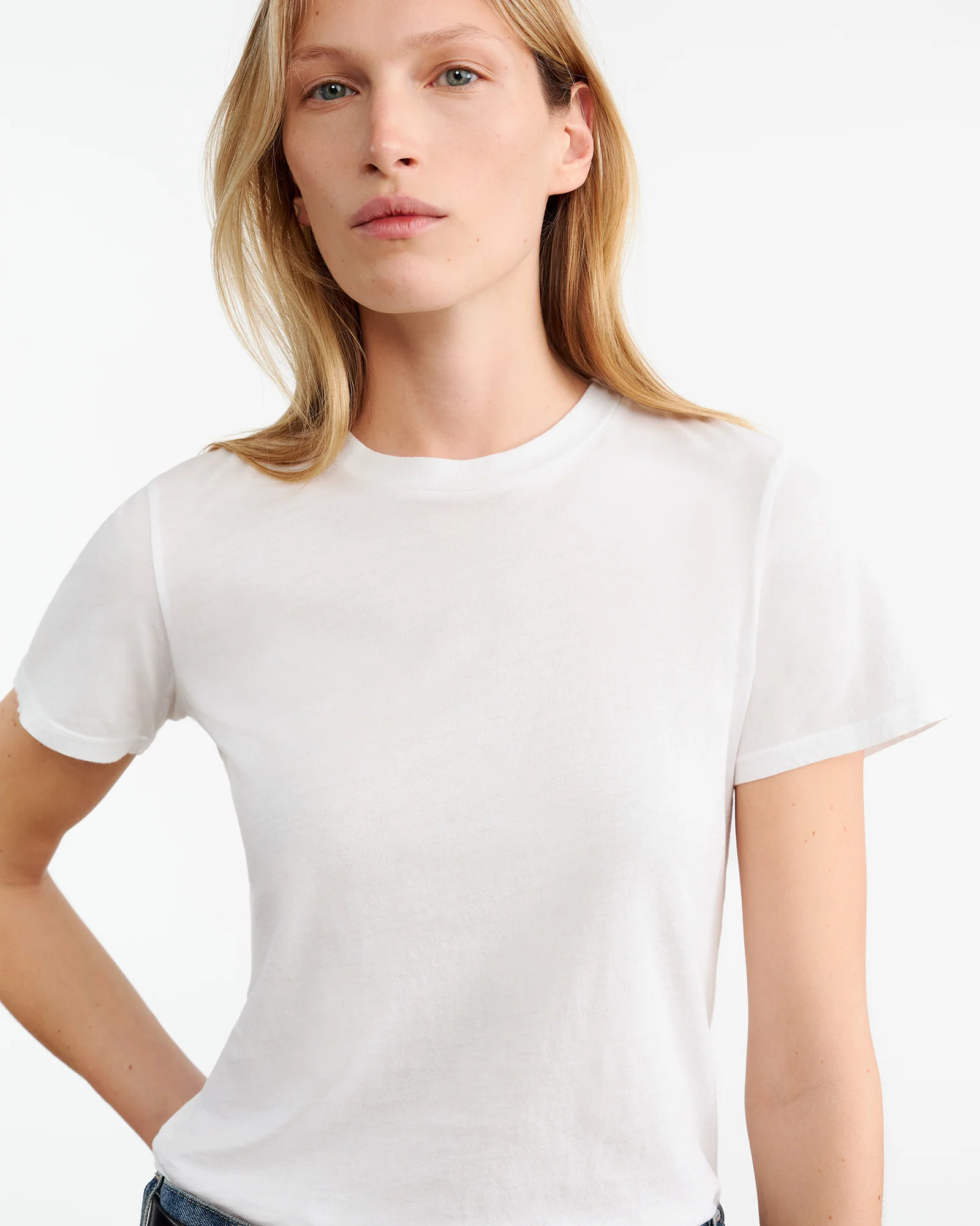 NILI LOTAN Mariela Crewneck T-Shirt in White NILI LOTAN Mariela Crewneck T-Shirt in White