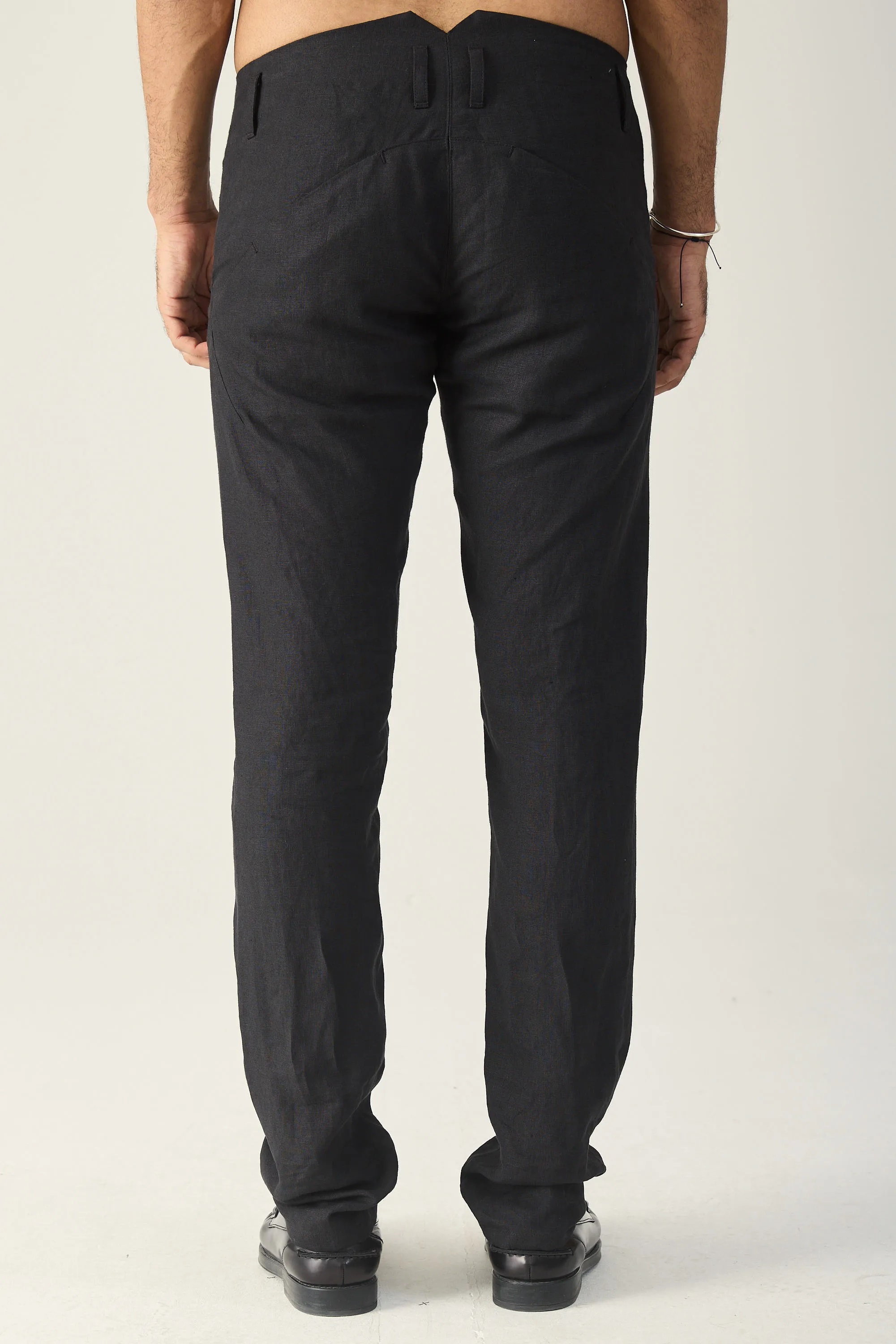 HANNIBAL. Trouser Hadi in Washed Black 46