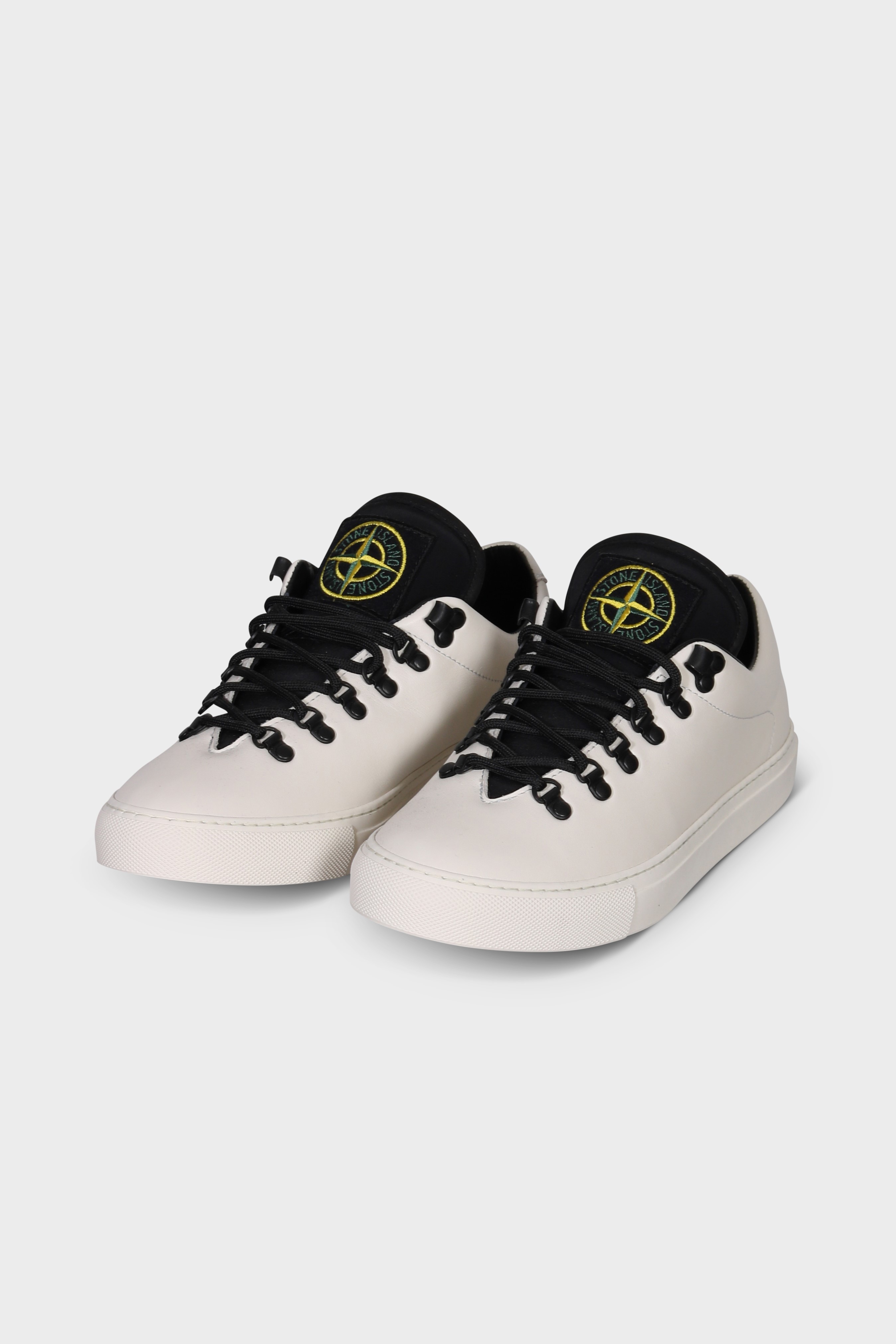 STONE ISLAND Sneaker in White 40 STONE ISLAND Sneaker in White 46